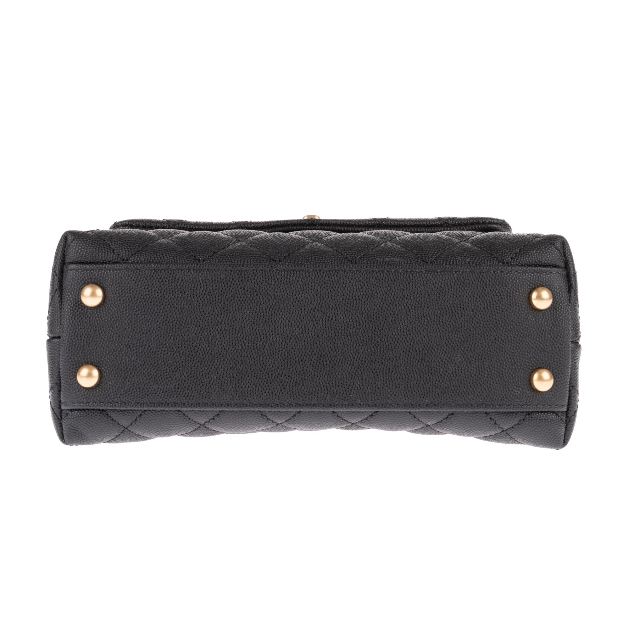 Amazing Chanel Coco handbag in black caviar leather, handle in brown lizard ! 2