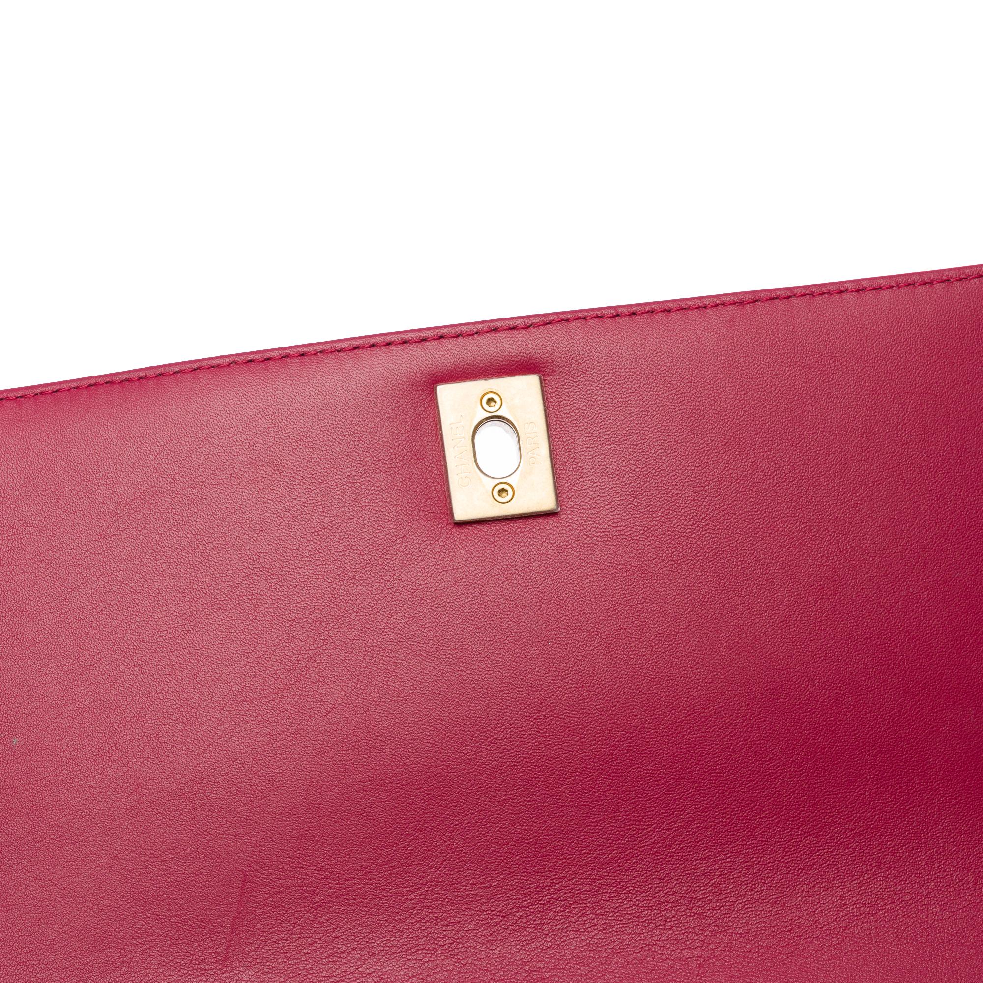 Amazing Chanel Coco handle handbag in Red lambskin leather, MGHW For Sale 1