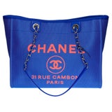 Amazing Chanel Deauville Tote bag in blue electric and orange canvas, SHW