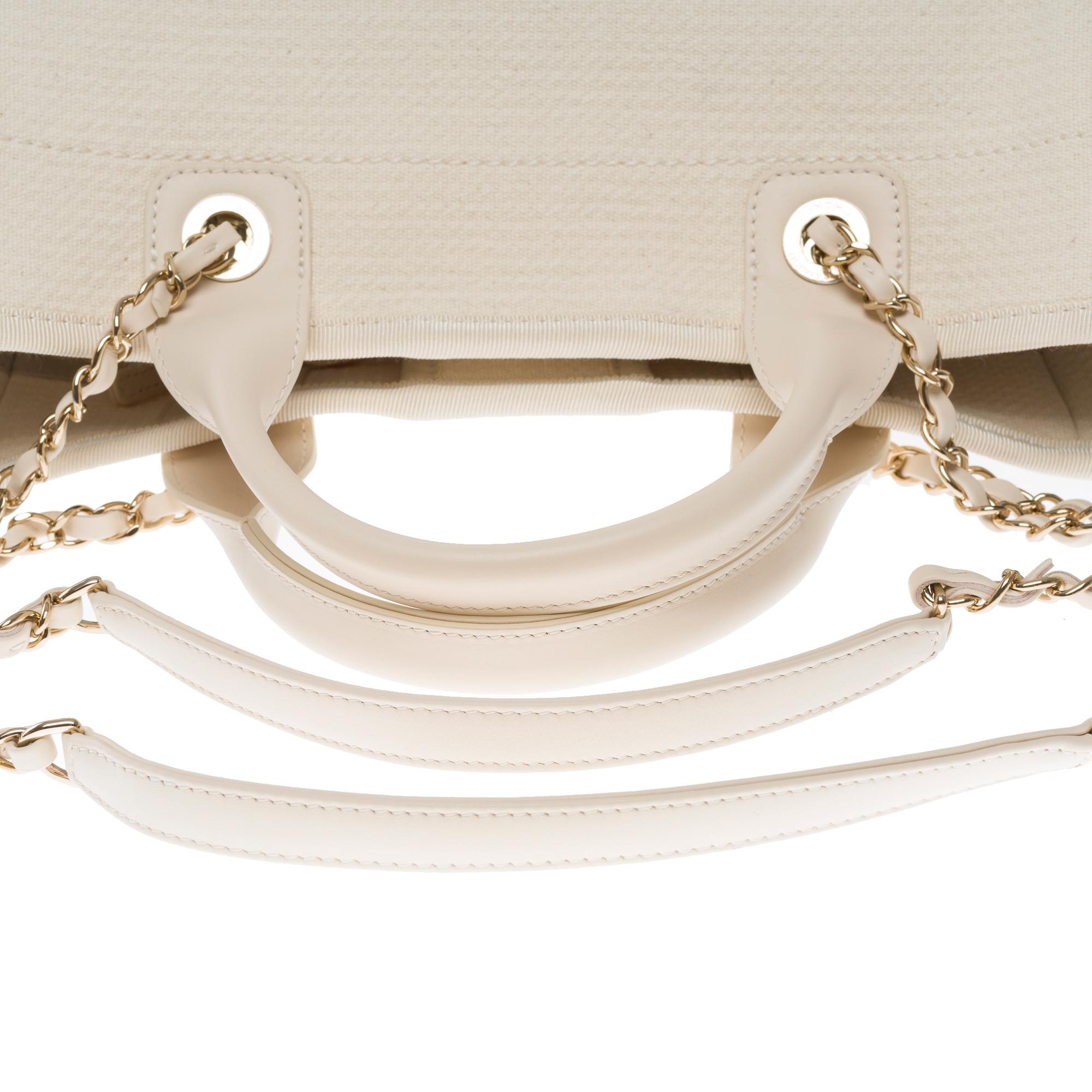 Superbe sac fourre-tout Chanel Deauville en toile blanc cassé en vente 8