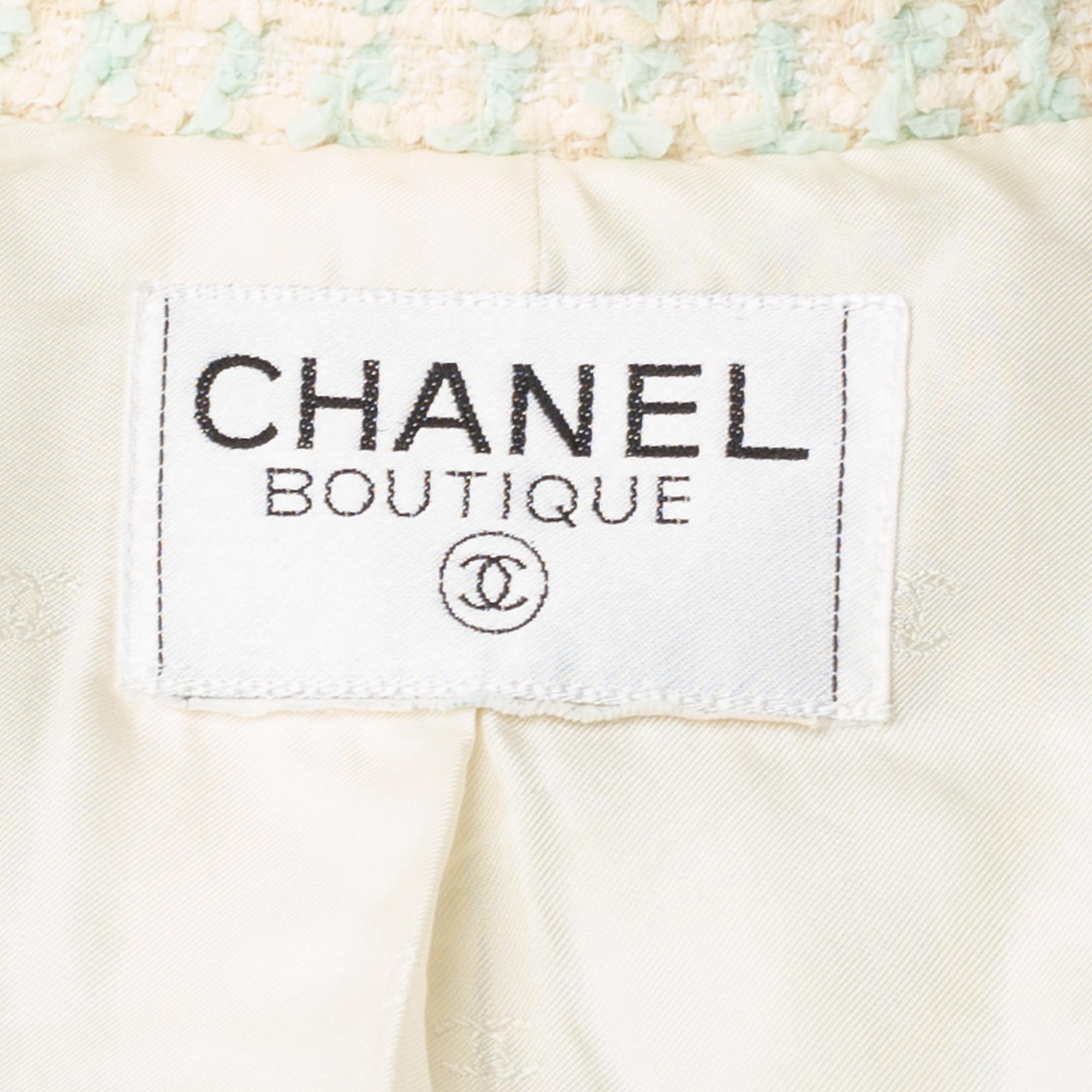 Amazing Chanel Jacket in beige and pastel green tweed 1