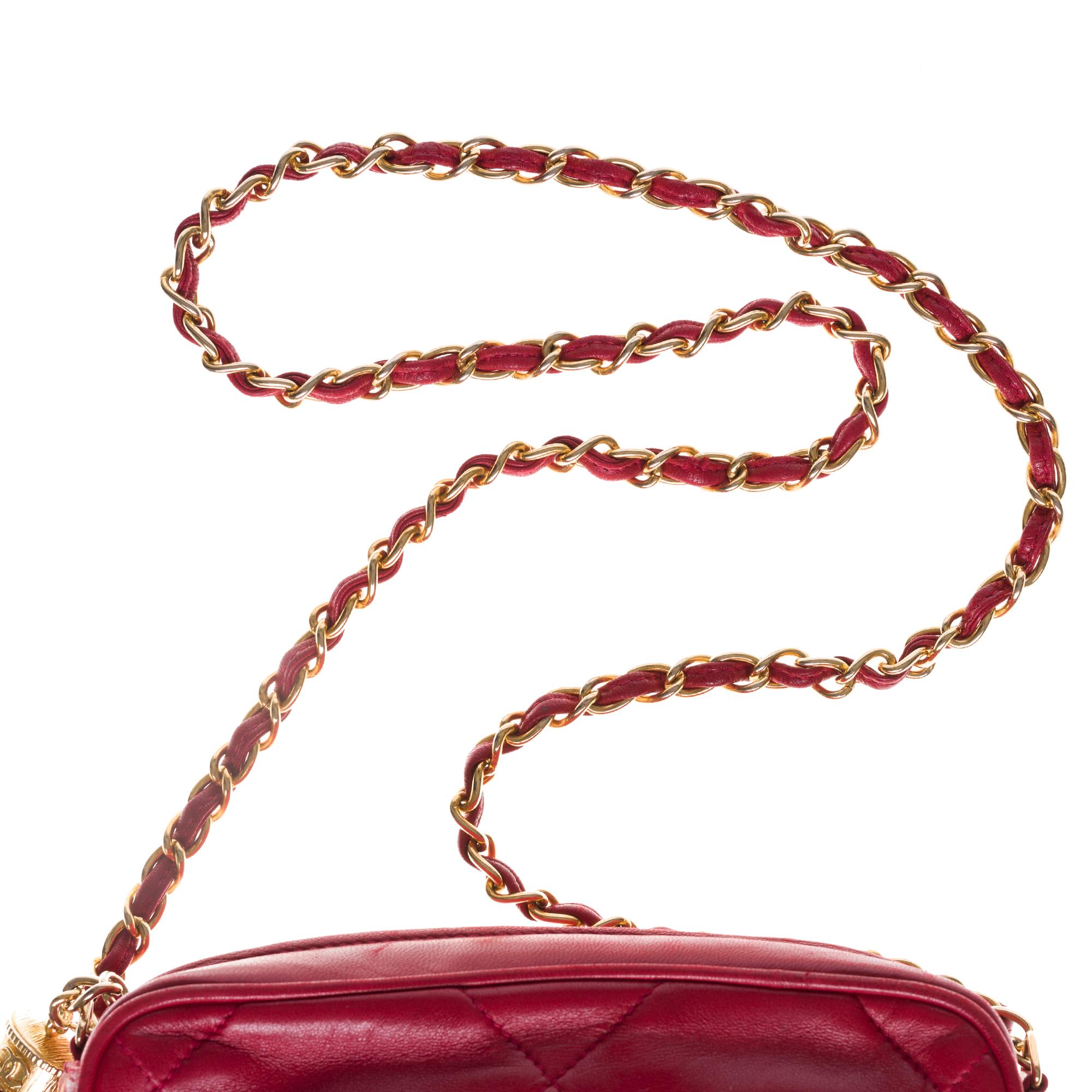 Amazing Chanel Mini Camera shoulder bag in Red quilted leather, gold hardware 4