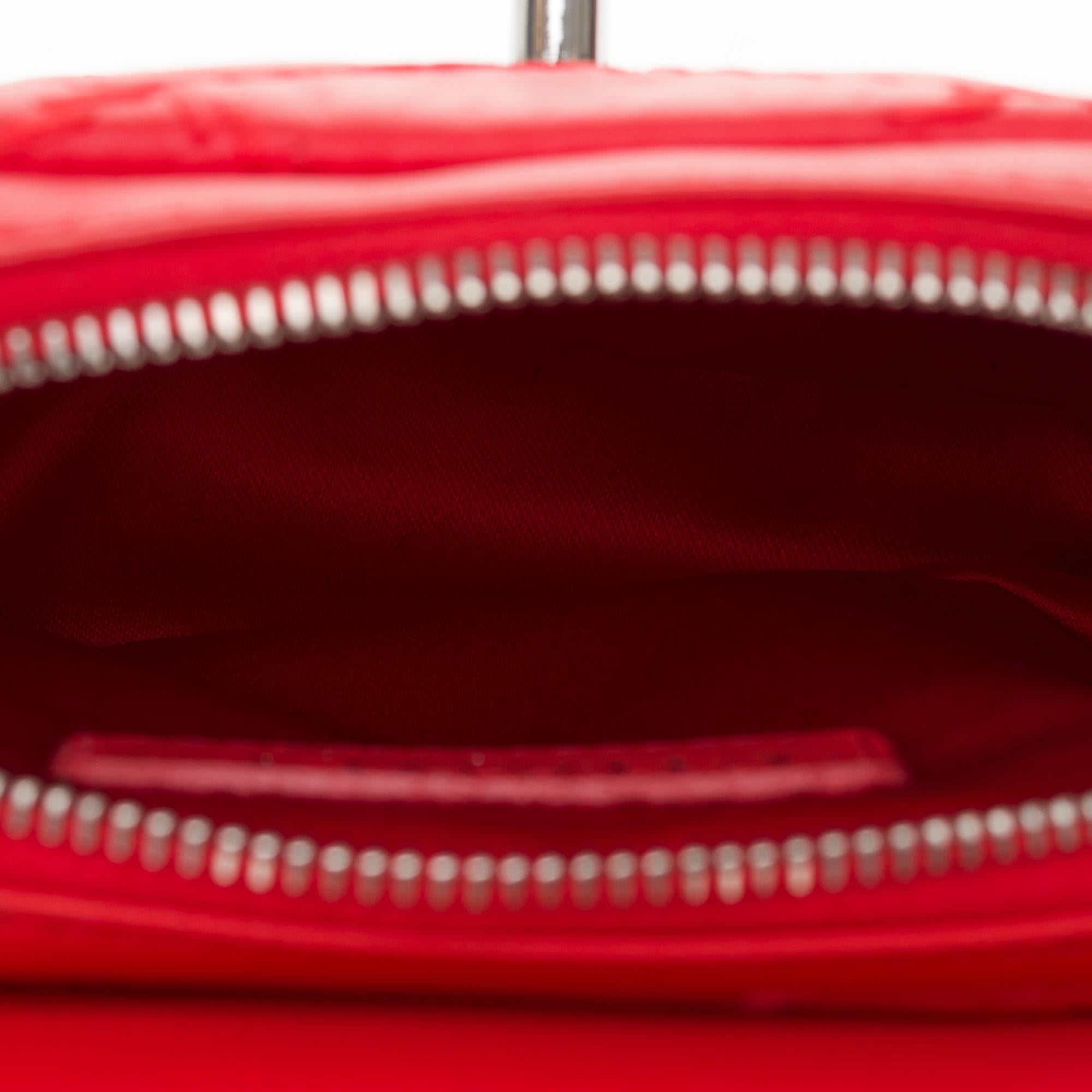Amazing chanel Purse/Wallet in red leather and silver hardware 3