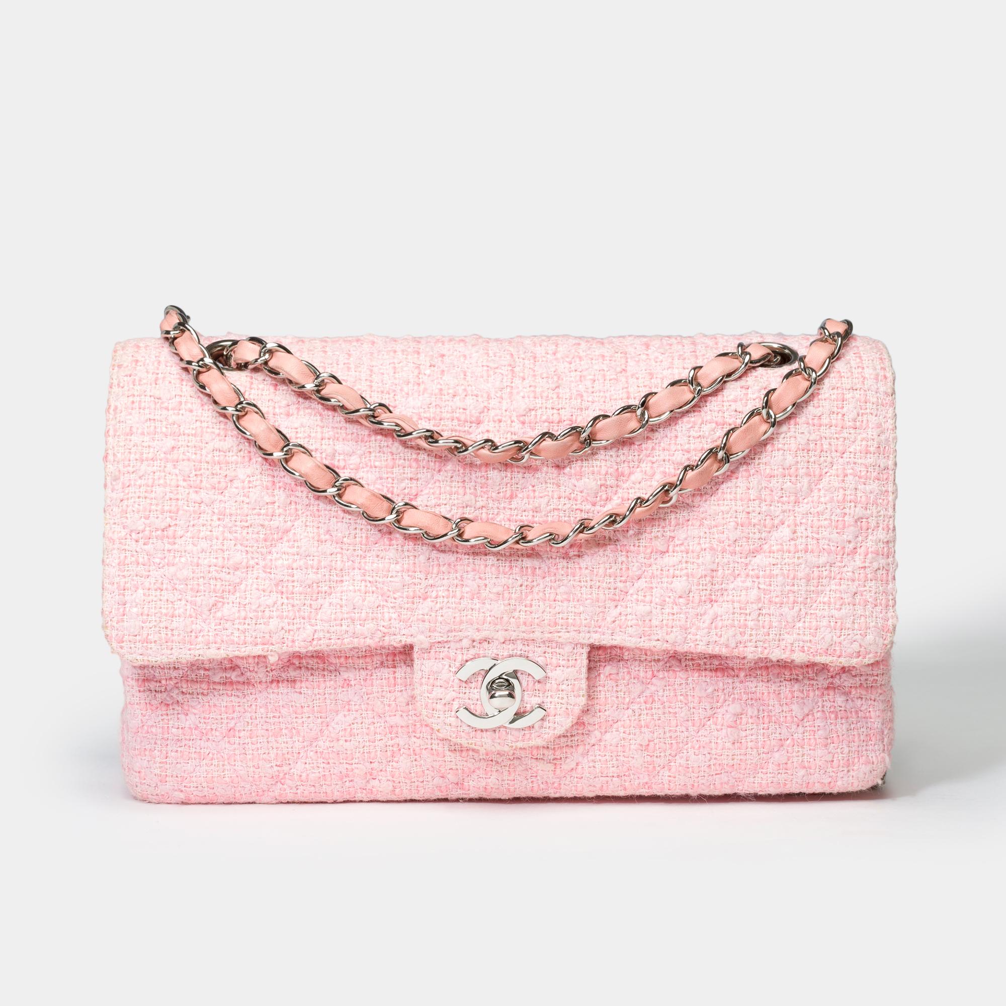 Exceptional​​ ​​and​​ ​​Rare​​ ​​Timeless/Classic​​ ​​double​​ ​​flap​​ ​​shoulder​​ ​​bag​​ ​​in​​ ​​pink​​ ​​quilted​​ ​​Tweed,​​ ​​champagne​​ ​​metal​​ ​​hardware,​​ ​​champagne​​ ​​metal​​ ​​handle​​ ​​interlaced​​ ​​with​​ ​​pink​​ ​​leather​​