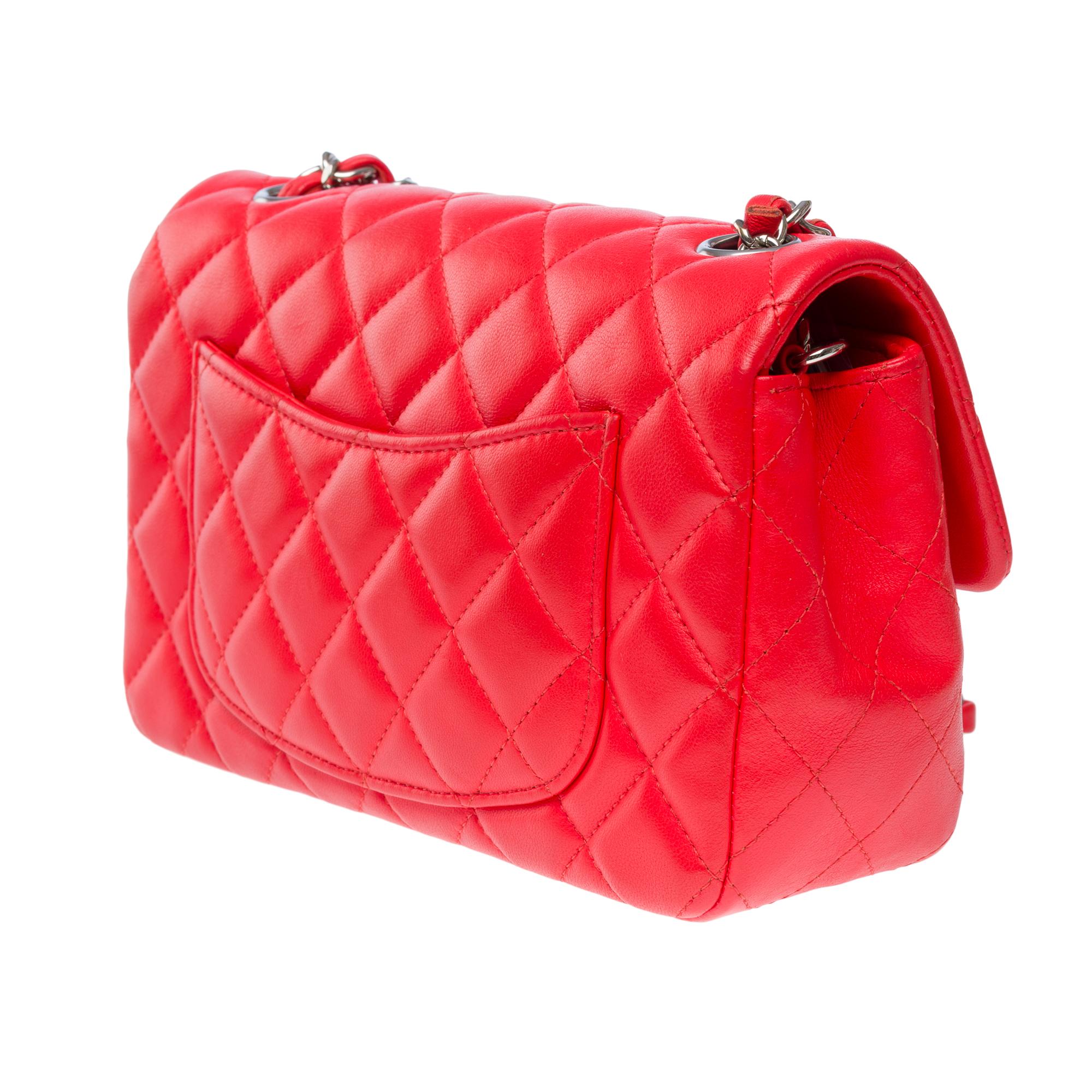 Amazing Chanel Timeless Mini shoulder flap bag in Red quilted lambskin,  SHW For Sale 2