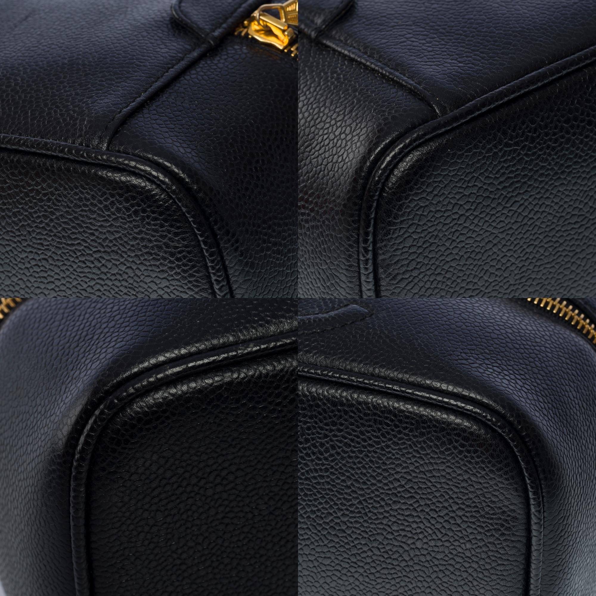 Amazing Chanel Vanity Case bag in Black caviar leather, GHW 7