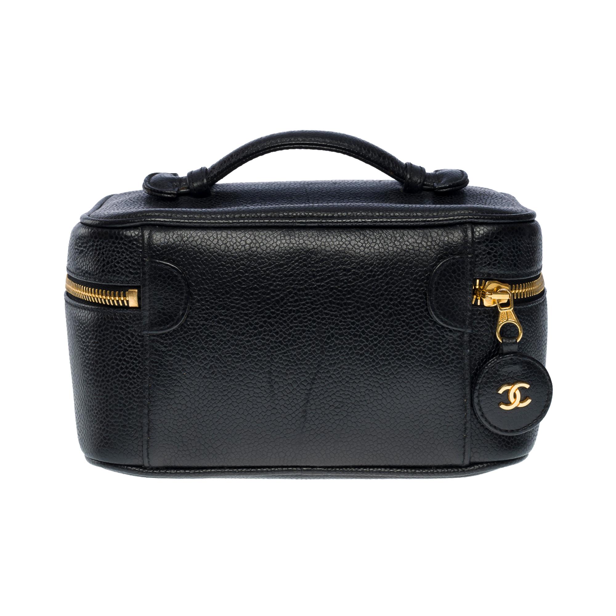 Amazing Chanel Vanity Case bag in Black caviar leather, GHW In Good Condition In Paris, IDF