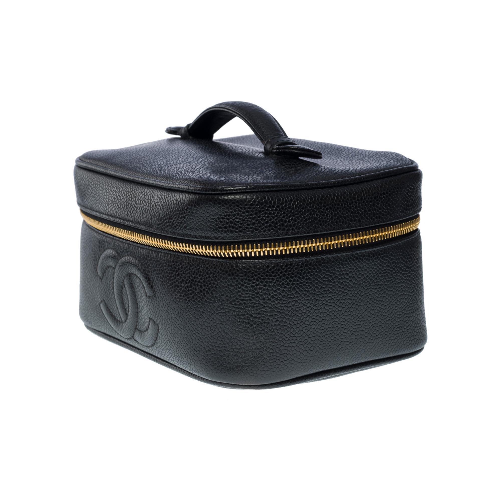 Women's Amazing Chanel Vanity Case bag in Black caviar leather, GHW
