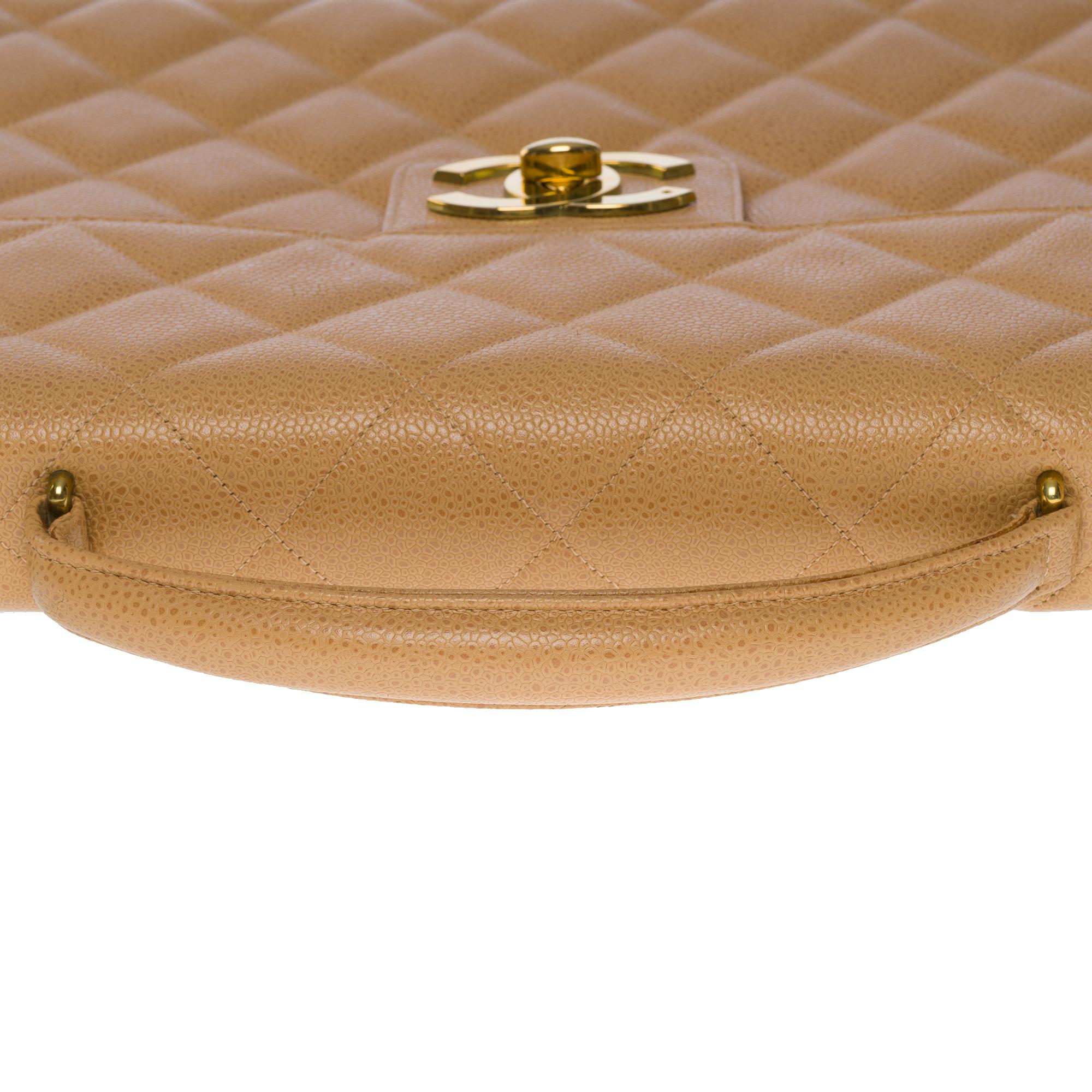 Amazing Chanel vintage Briefcase in beige caviar leather, GHW For Sale 3