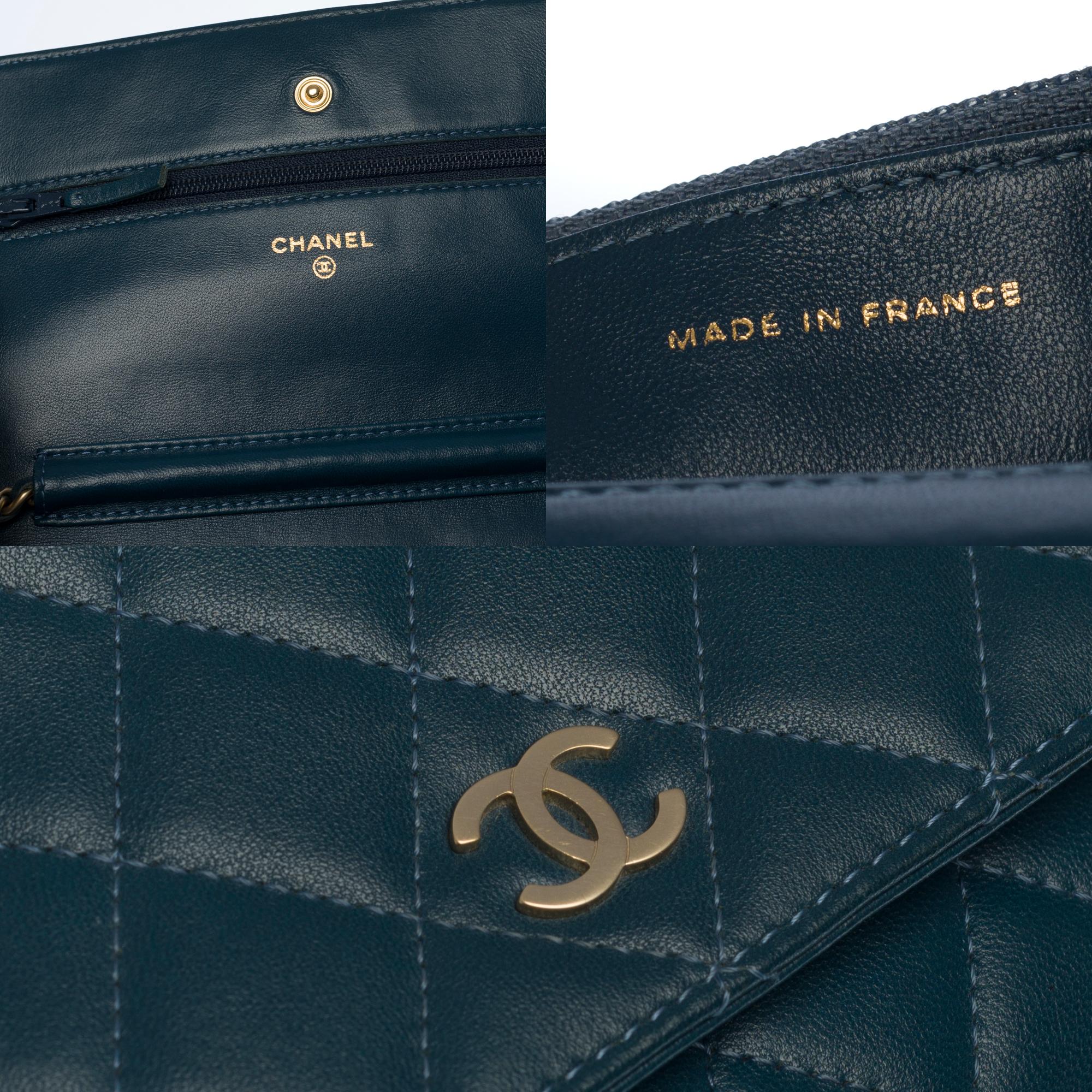Women's Amazing Chanel Wallet on Chain (WOC) shoulder bag in blue quilted leather, GHW