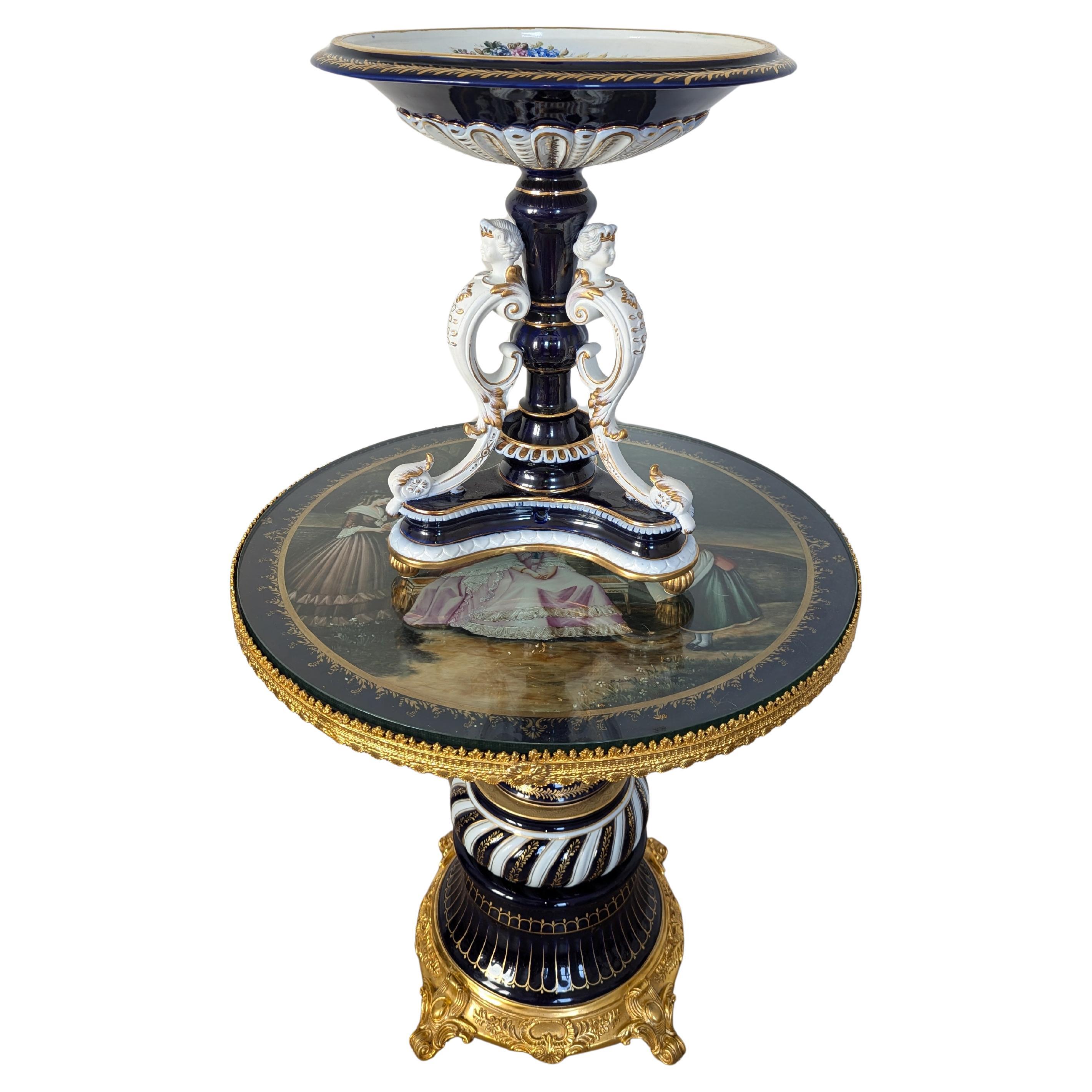 Magnifique compote figurative florale de style Meissen bleu cobalt et or blanc doré