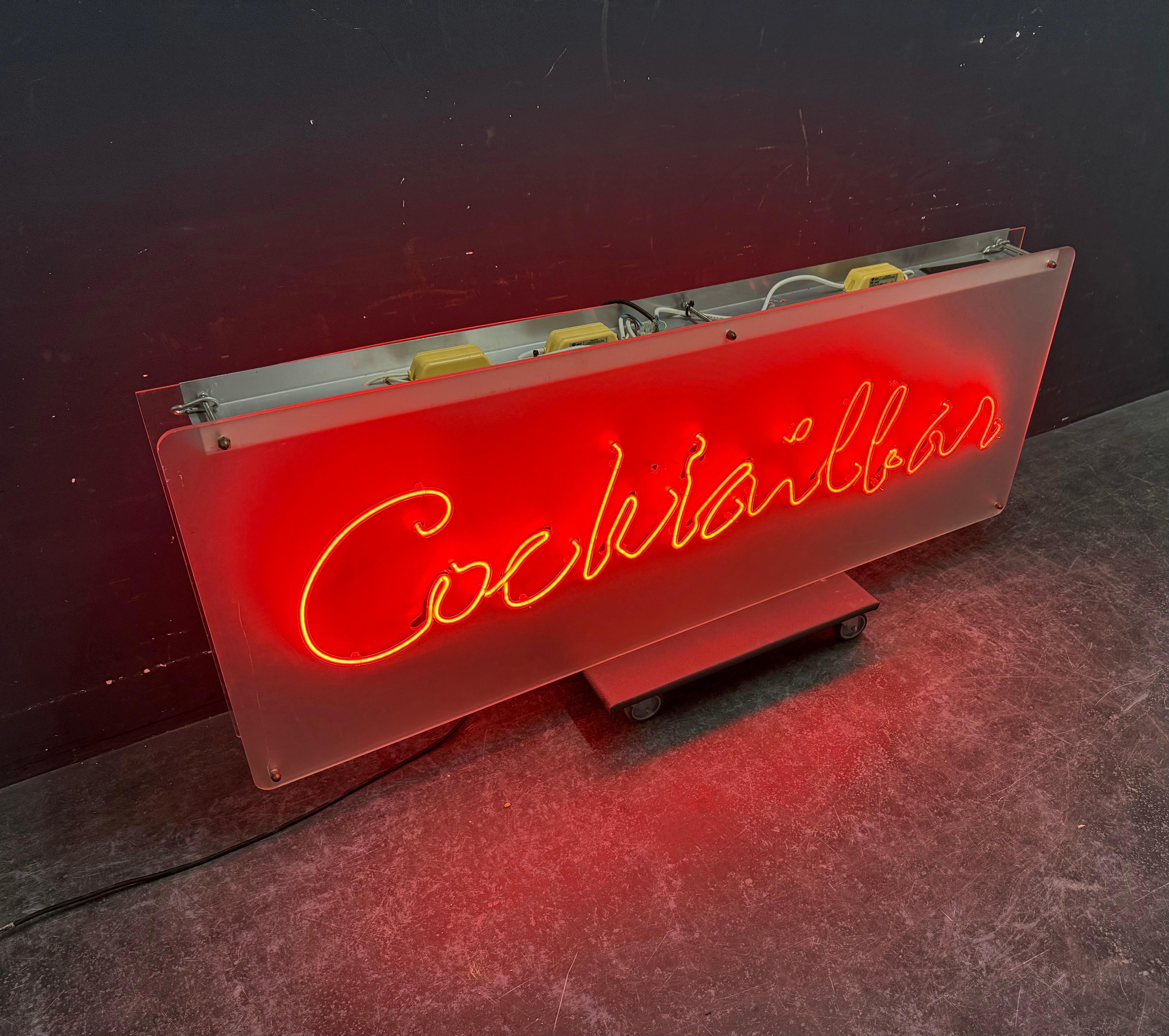 Late 20th Century amazing COCKTAILBAR neon sign For Sale