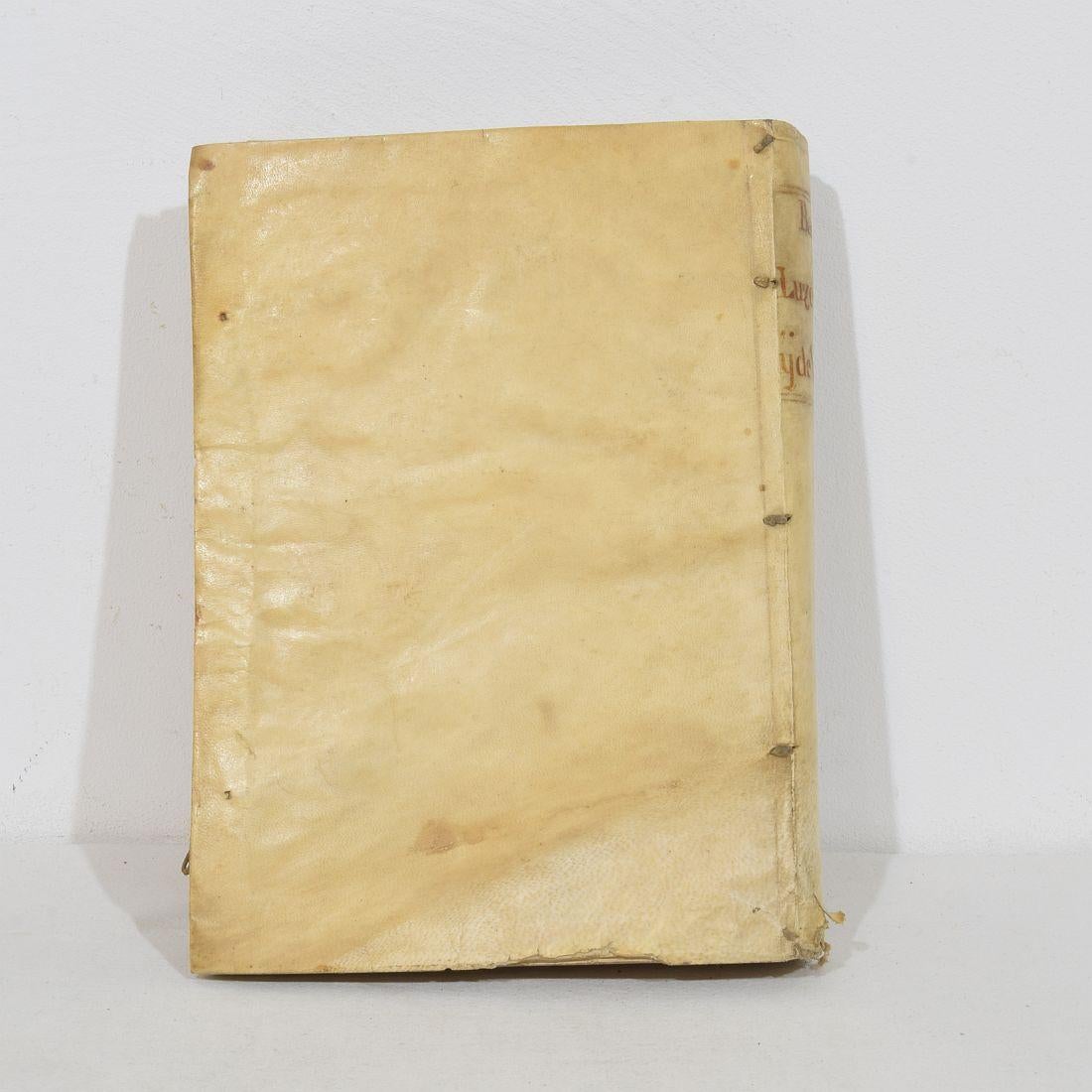 Étonnante Collection de livres en Vellum altéré du 17ème / 18ème siècle en vente 8