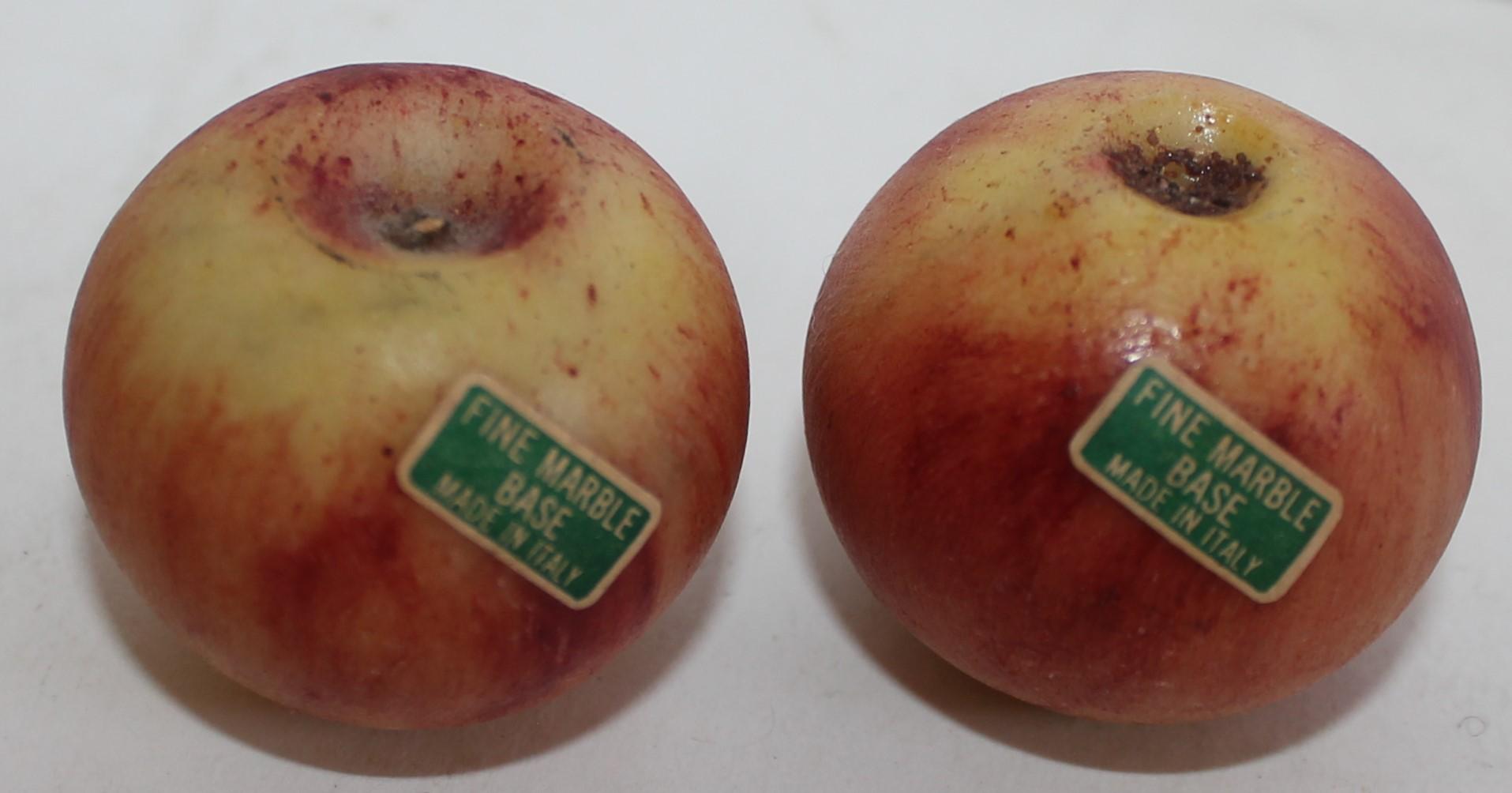 Amazing Collection of Alabaster Apples & Wire Basket, 15Pcs. In Good Condition For Sale In Los Angeles, CA