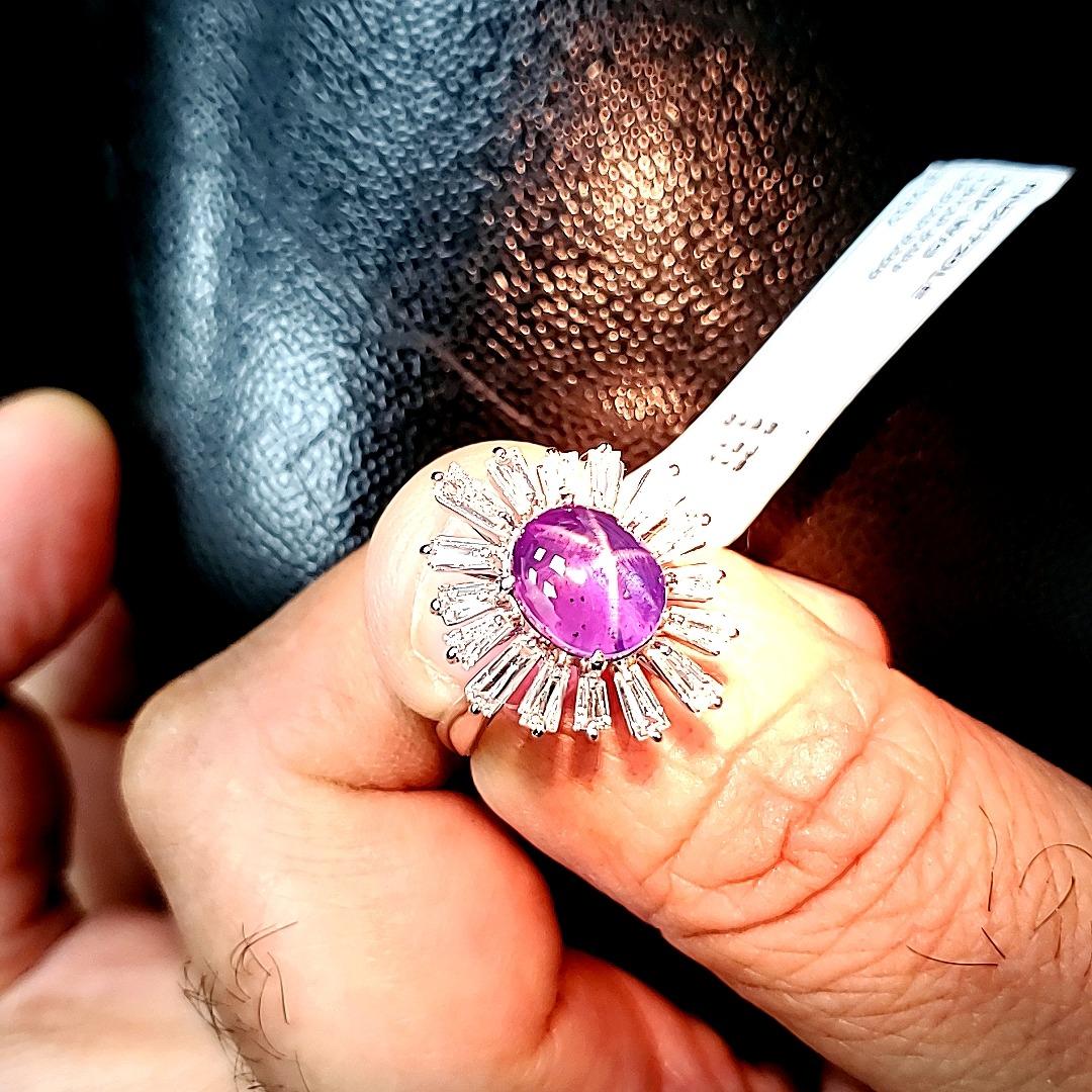 Contemporary Amazing Color-Change Star Sapphire cts 4.51 'Lavender to Pink' Ring in 18k Gold