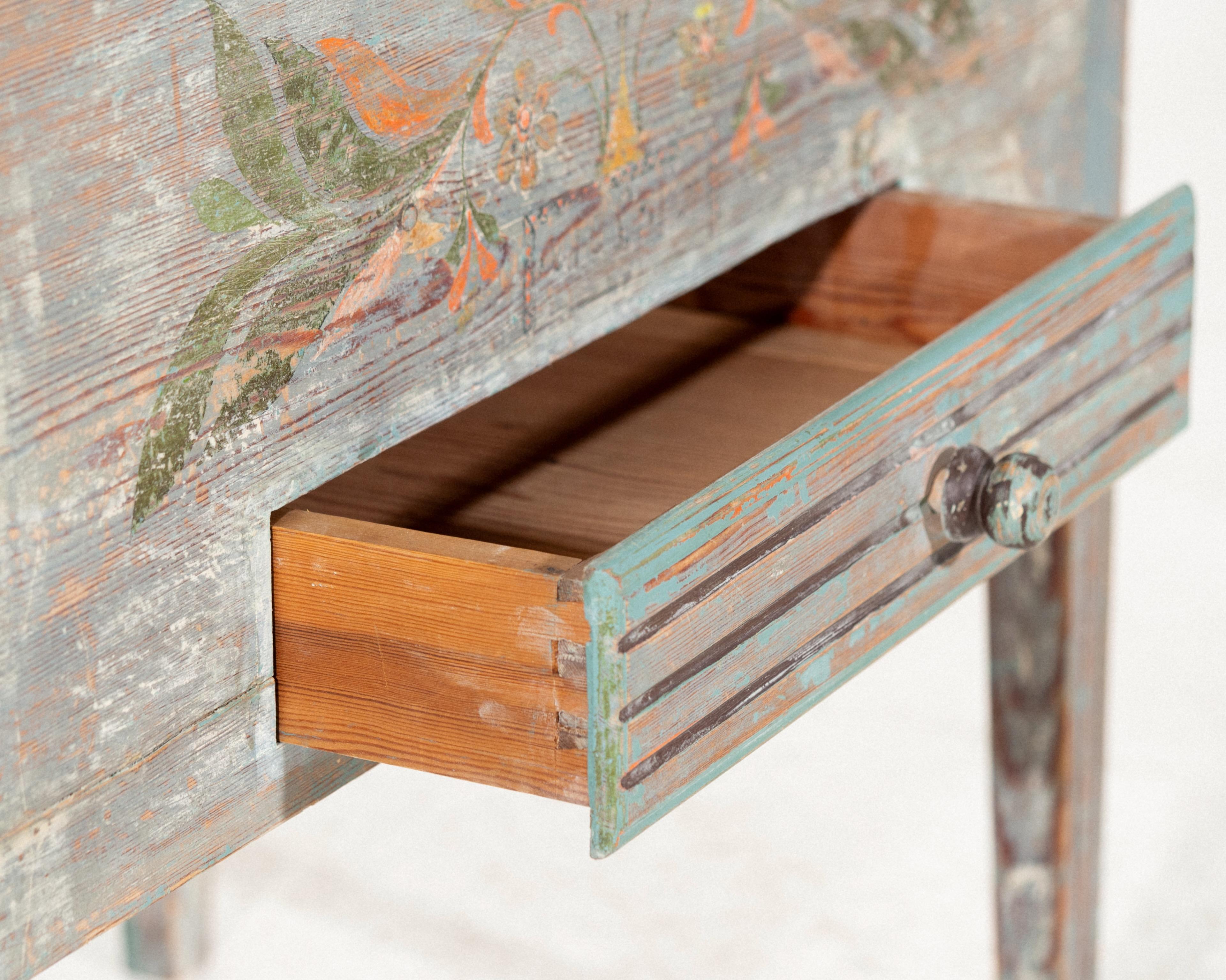 Étonnante table console du Hälsingland en peinture d'origine, vers 1830. en vente 1