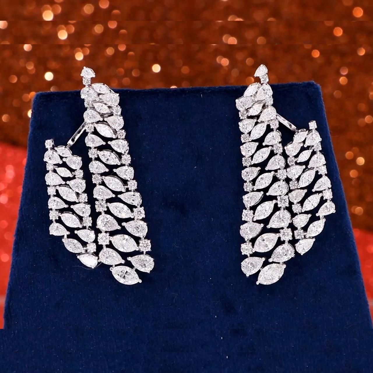 Women's Amazing Ct 13 of Diamonds on Earrings For Sale