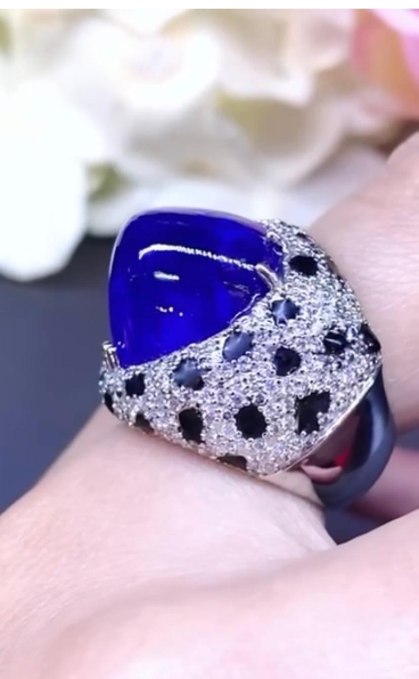 Cabochon Amazing Ct 25, 43 of Natural Tanzanite and Diamonds on Ring For Sale