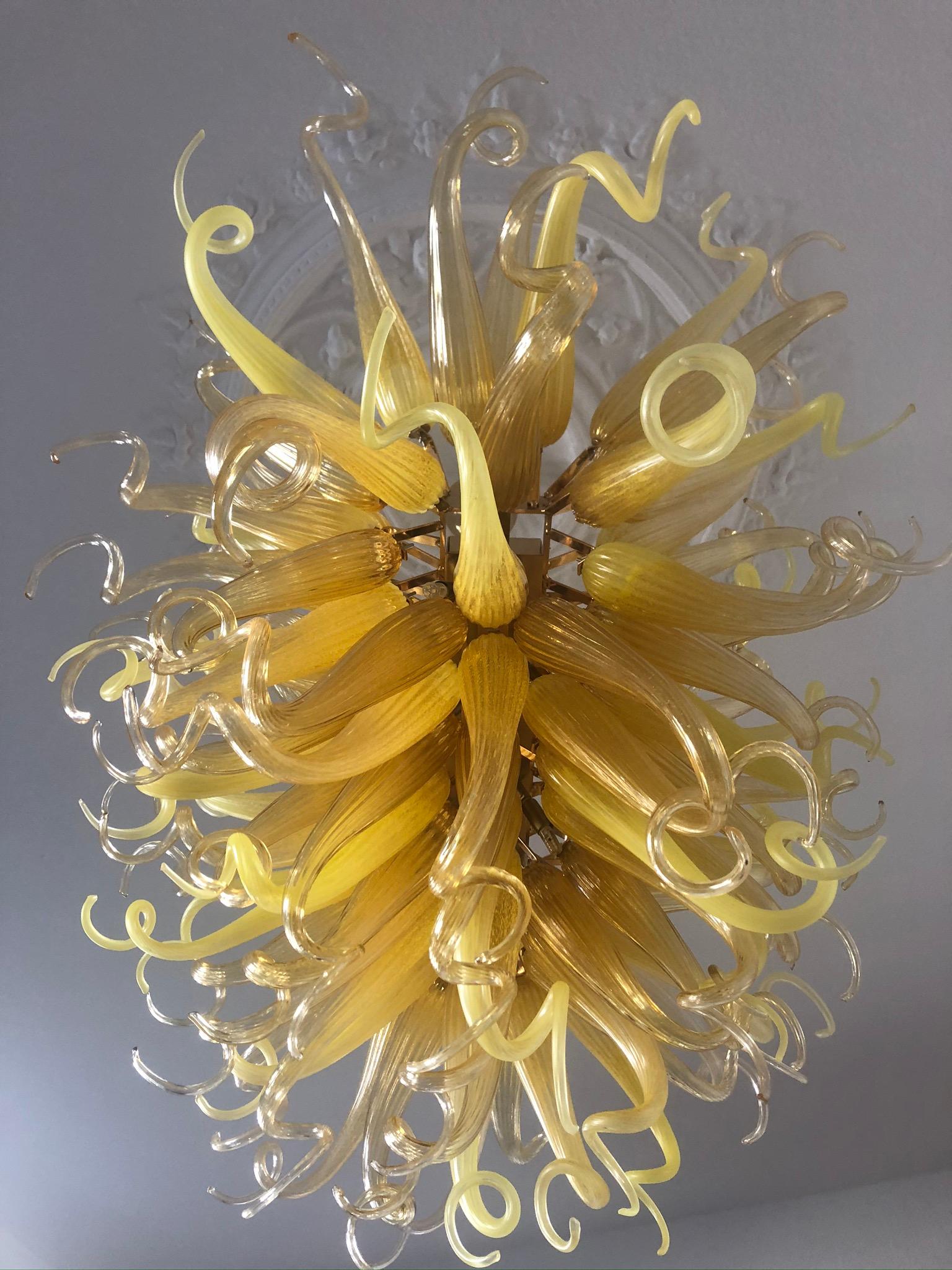 Modern Amazing Dale Chihuly Style Murano Glass Chandelier, Late 20th Century