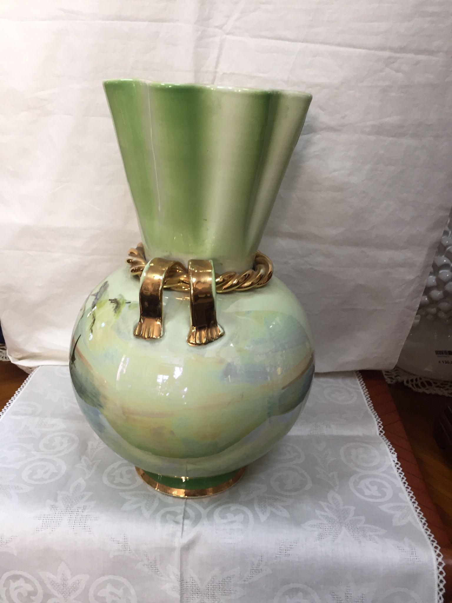 Außergewöhnliche dekorative Keramikvase mit Landschaften verziert. Italien 2000 (Moderne der Mitte des Jahrhunderts) im Angebot