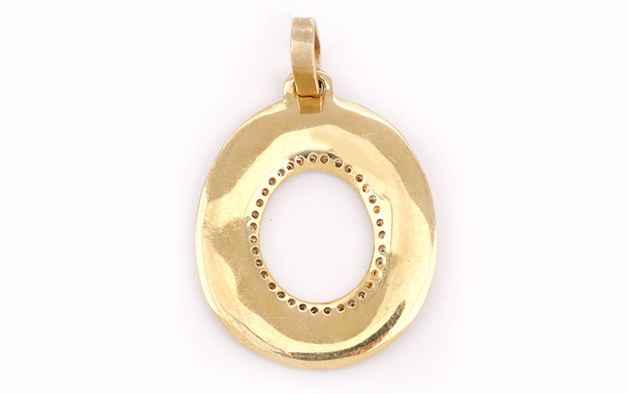 Amazing Diamond Gold Pendant Necklace In Excellent Condition In Dallas, TX