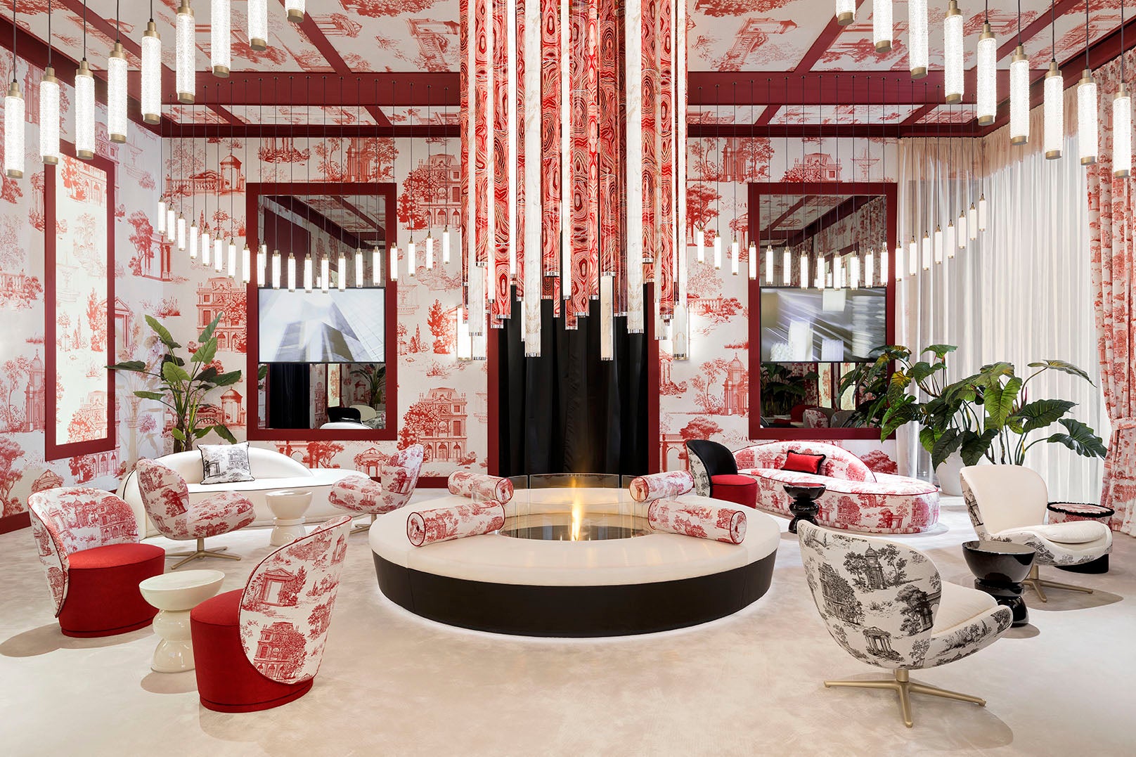 Amazing Drop Composition Chandelier Colour Design and Dimension Bespokable For Sale