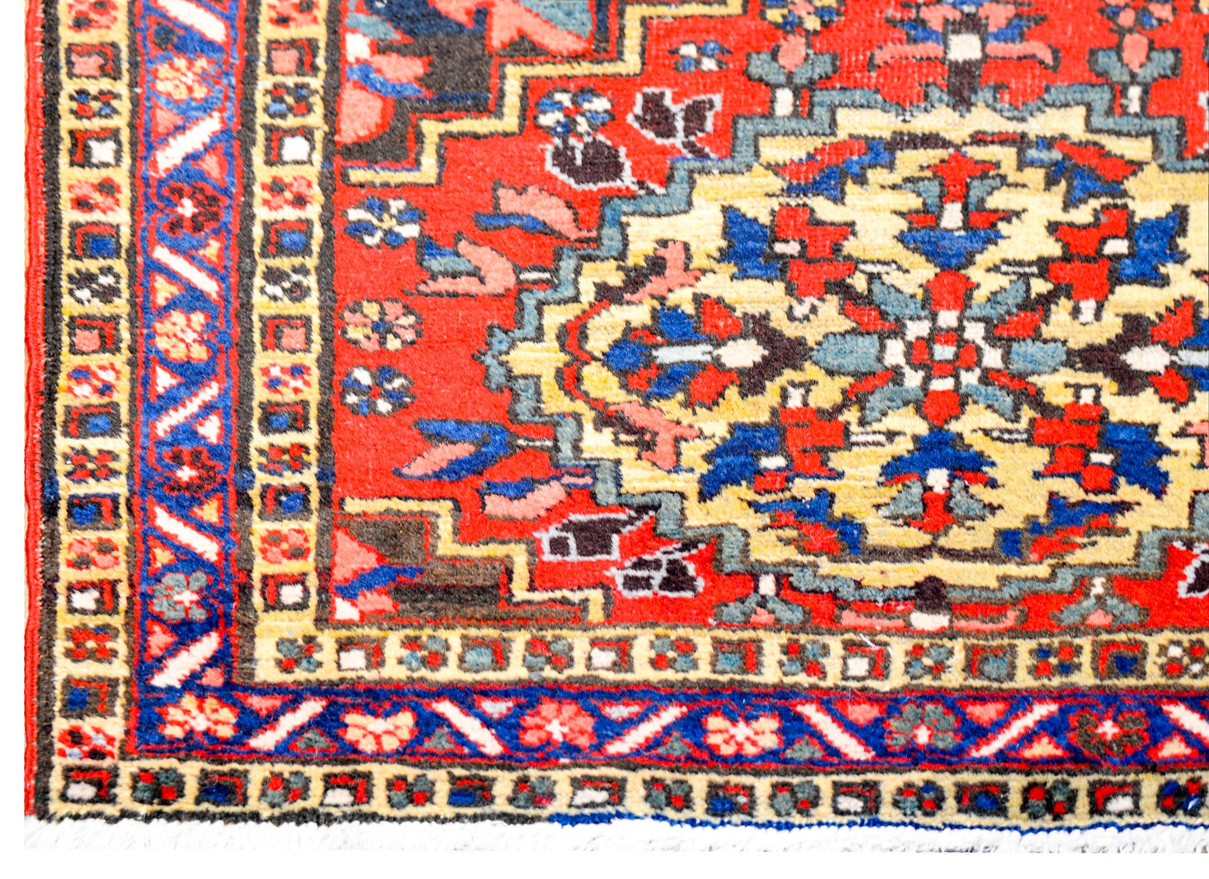 Amazing Early 20th Century Bakhtiari Runner In Good Condition For Sale In Chicago, IL