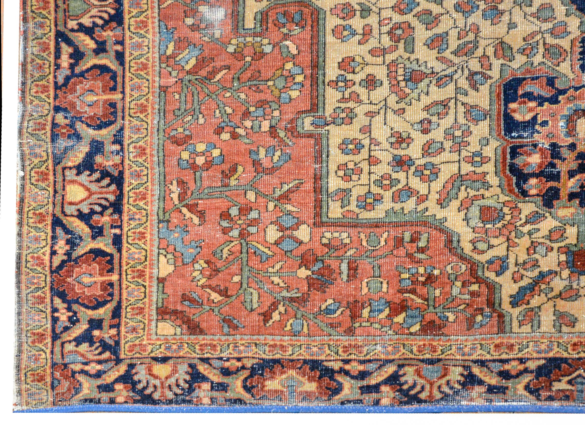 Amazing Early 20th Century Sarouk Farahan Rug For Sale 3