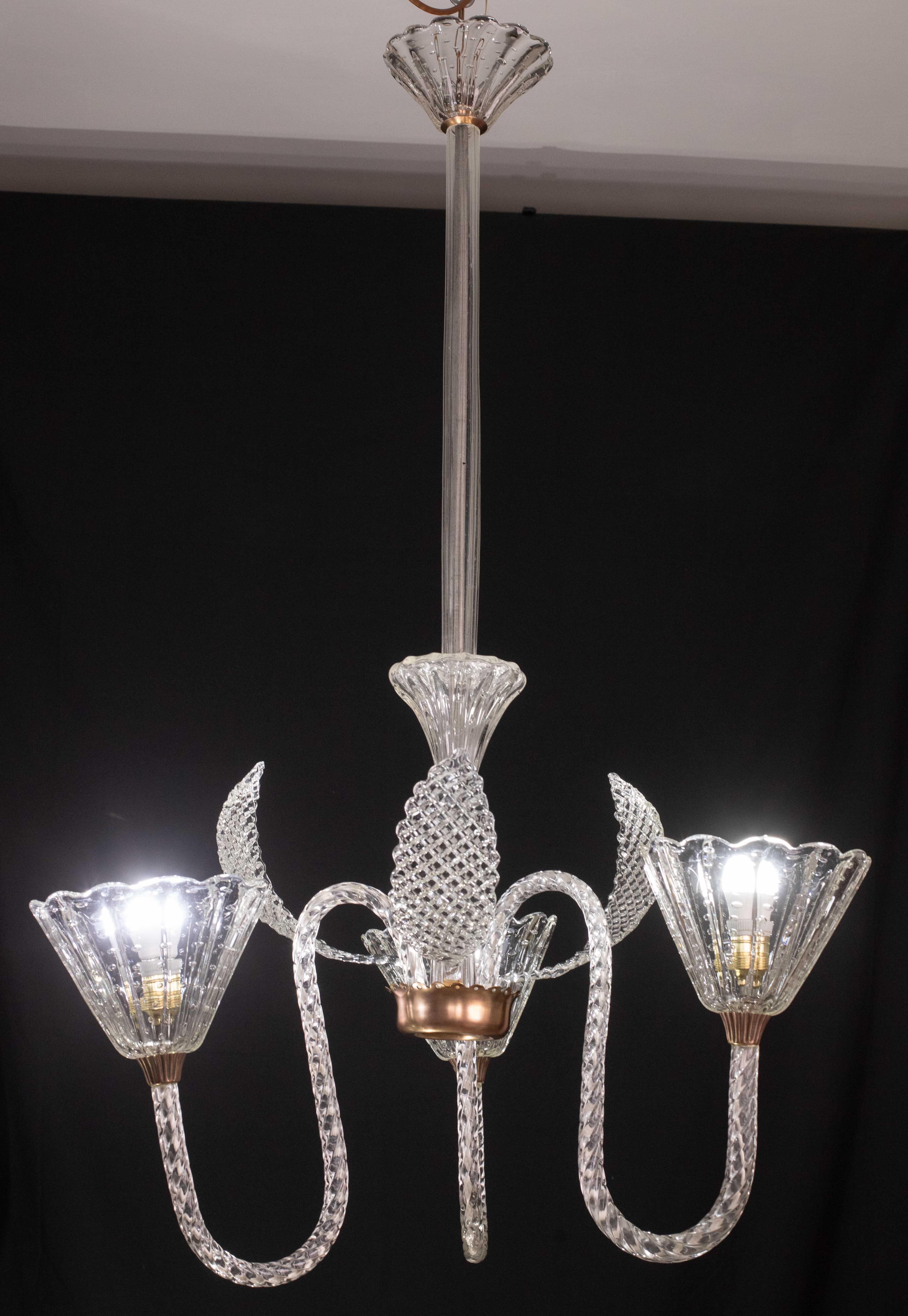 Elegante lampadario attribuito a Ercole Barovier.

Lampada ad albero d'epoca degli anni '40

Una stupenda opera in vetro, le 3 tazze  con un'opera in vetro 