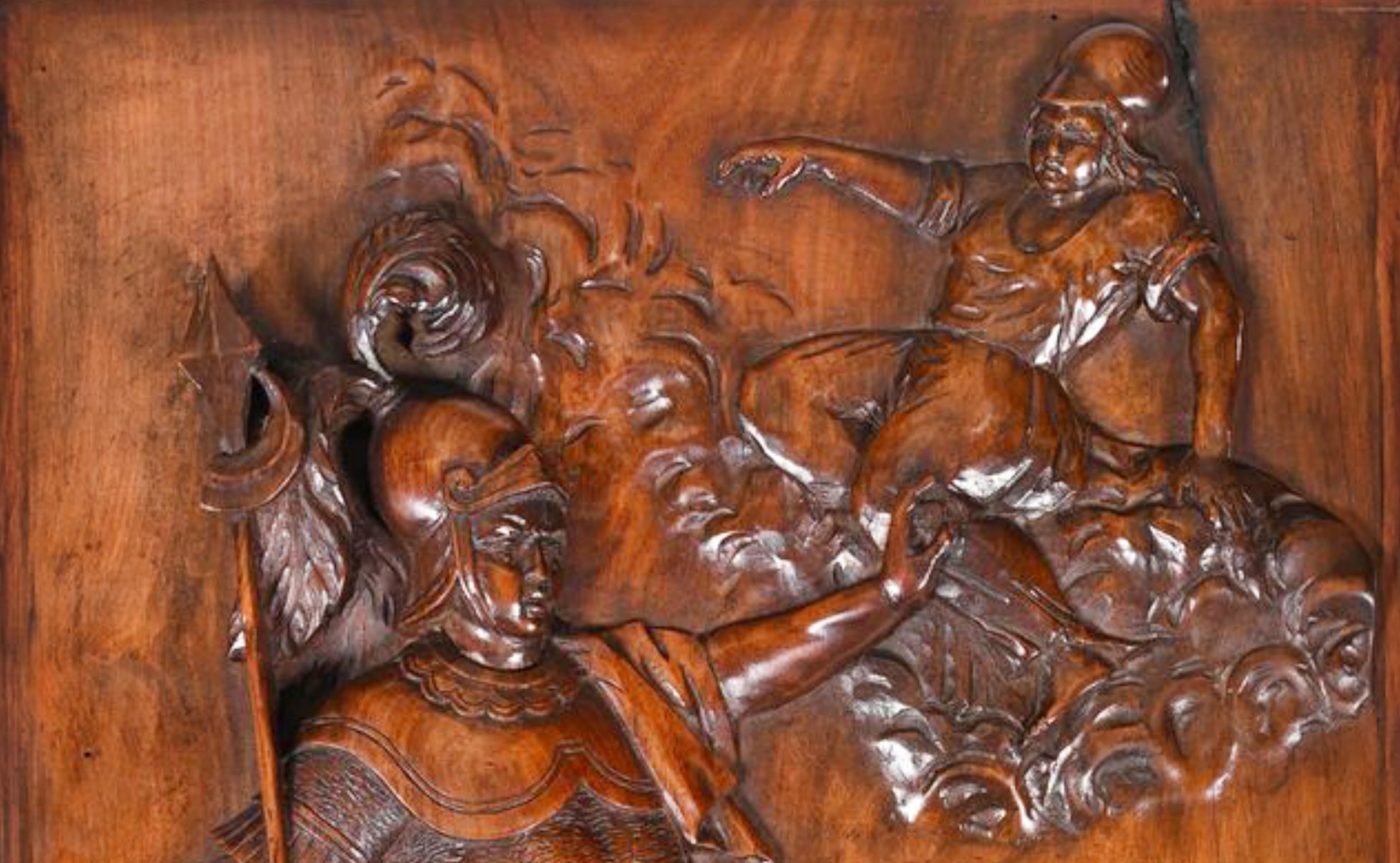 Erstaunlich ALLEGORISCHES Paneel in Nussbaum 17. Jahrhundert
Prächtiges Qualitätsholz, inspiriert von einer Tafel aus dem Louvre von 1617. 
Justitia steht für Gerechtigkeit, Gleichheit und Ordnung, und Mars verkörpert Stärke, Jugend und Krieg, die 2