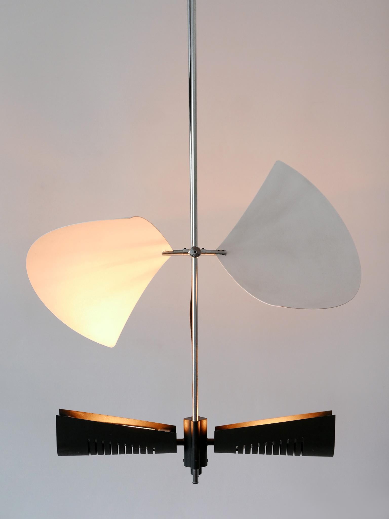Fine XX secolo Incredibile lampadario ad ali di Garay 'Enterprise' o lampada da soffitto A. Garcia anni '80 in vendita