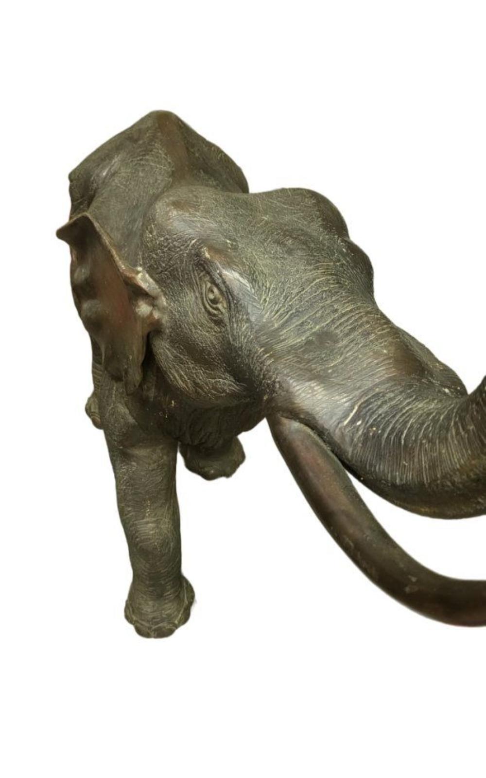 Erstaunliche riesige westliche Bronzeskulptur eines Elefanten im Angebot 2