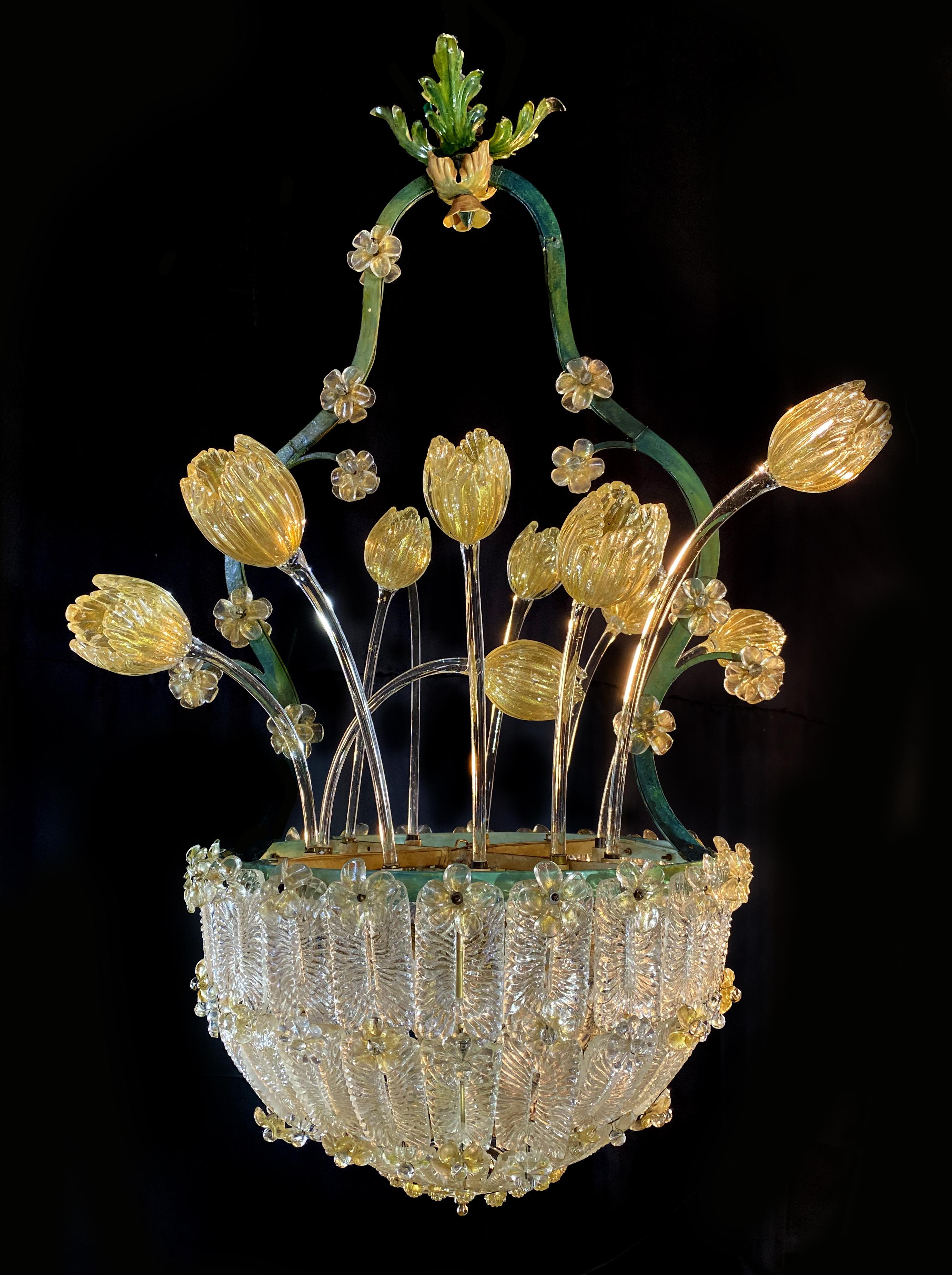 Amazing Glass Flower Chandelier with Gold Inclusions, Murano, 1950s For Sale 4