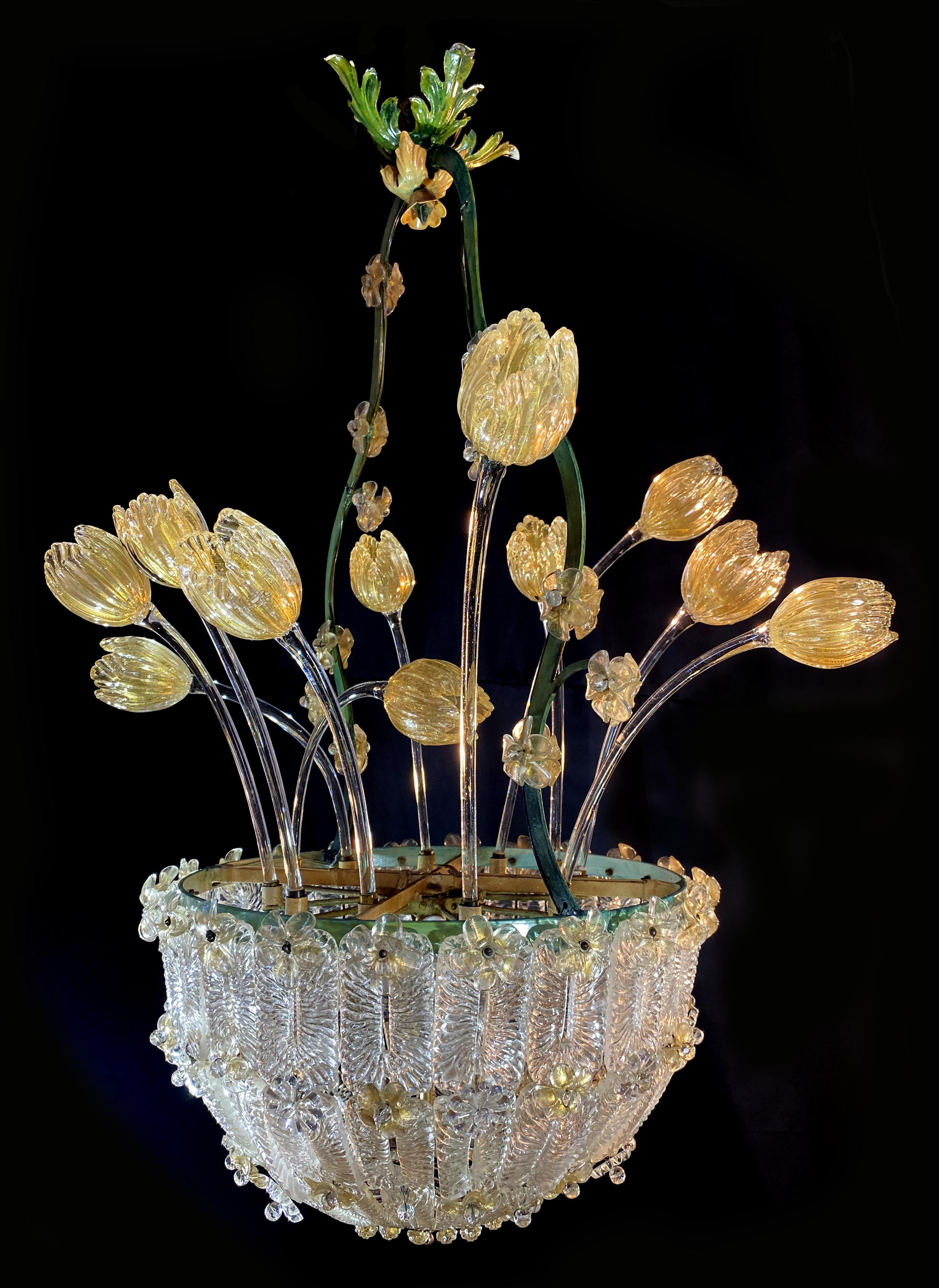 Amazing Glass Flower Chandelier with Gold Inclusions, Murano, 1950s For Sale 7