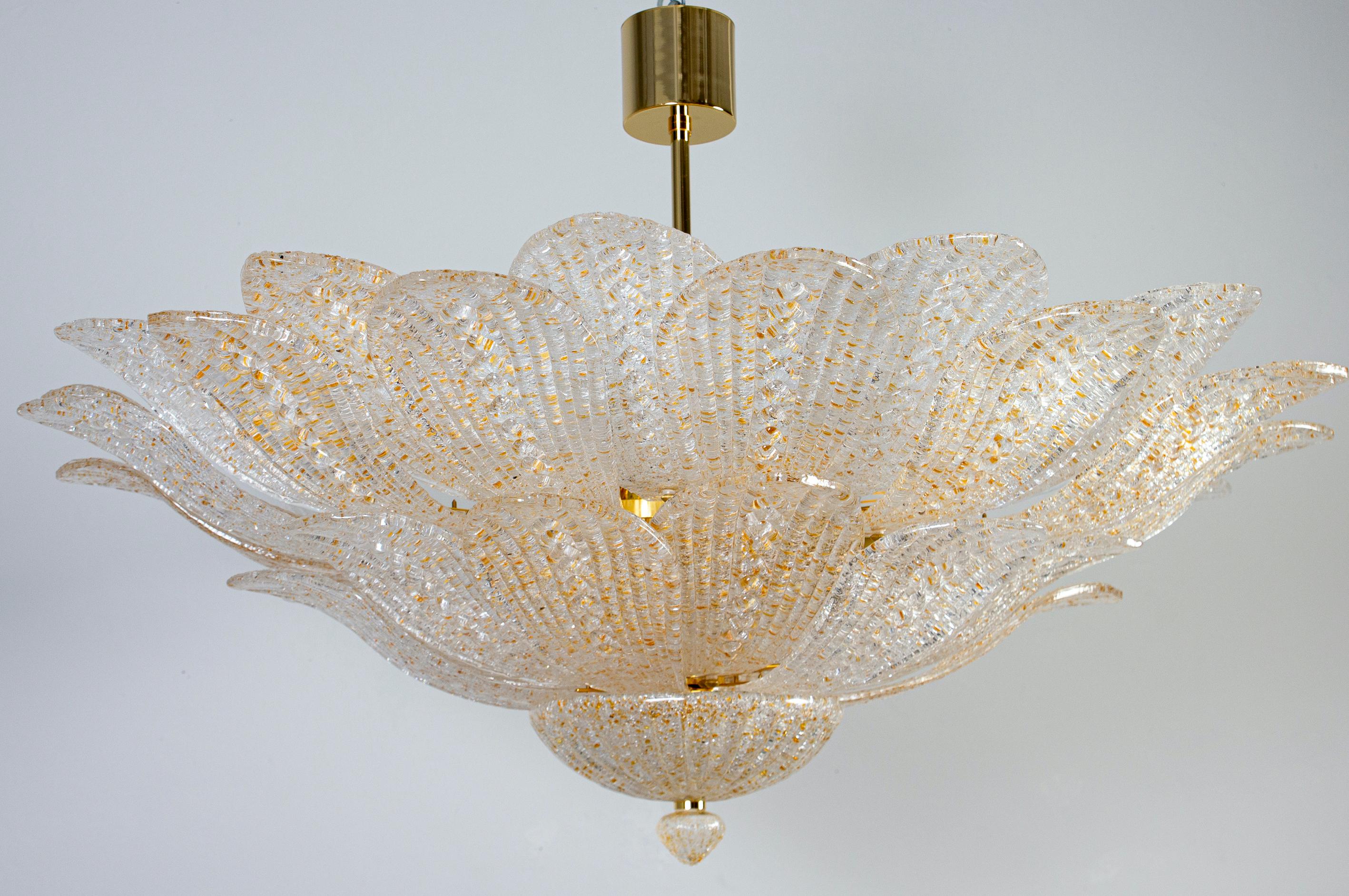 Increíble Lámpara de techo o araña de cristal de Murano ámbar dorado Leave Vidrio en venta