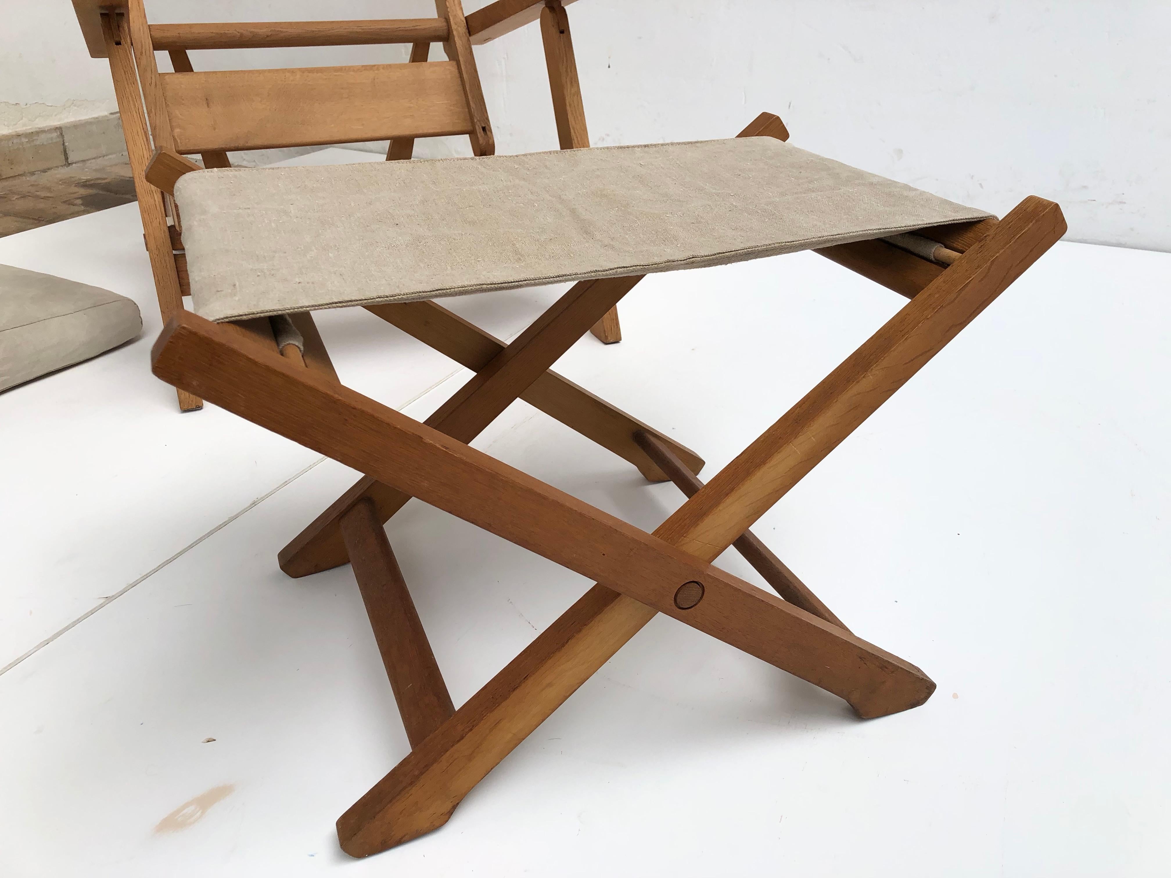 Scandinavian Modern Amazing Hans Wegner AP71 Reclining Lounge Chair with Rare Ottoman