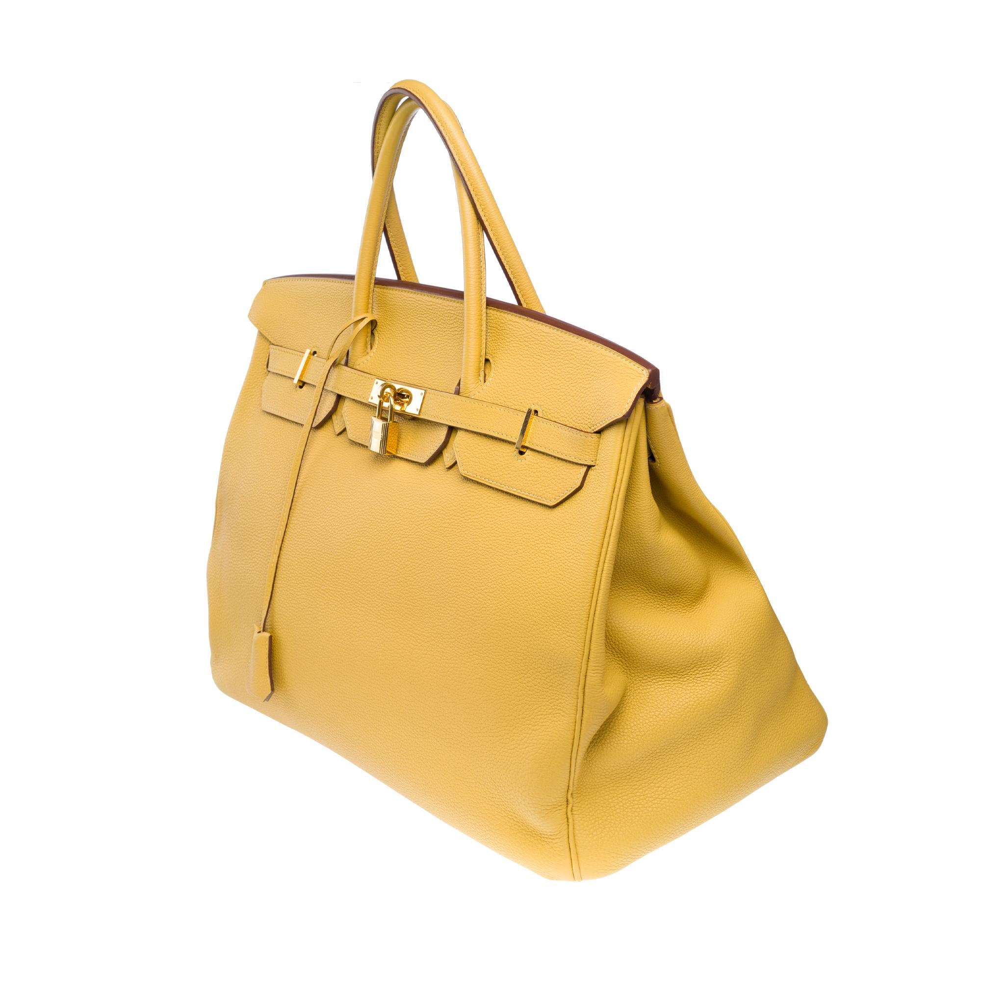 Increíble bolso Hermes Birkin 40 en piel Jaune Poussin Togo, GHW 1
