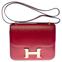 Used Amazing Hermes Constance Mini 18 shoulder bag in burgundy calf box leather, GHW