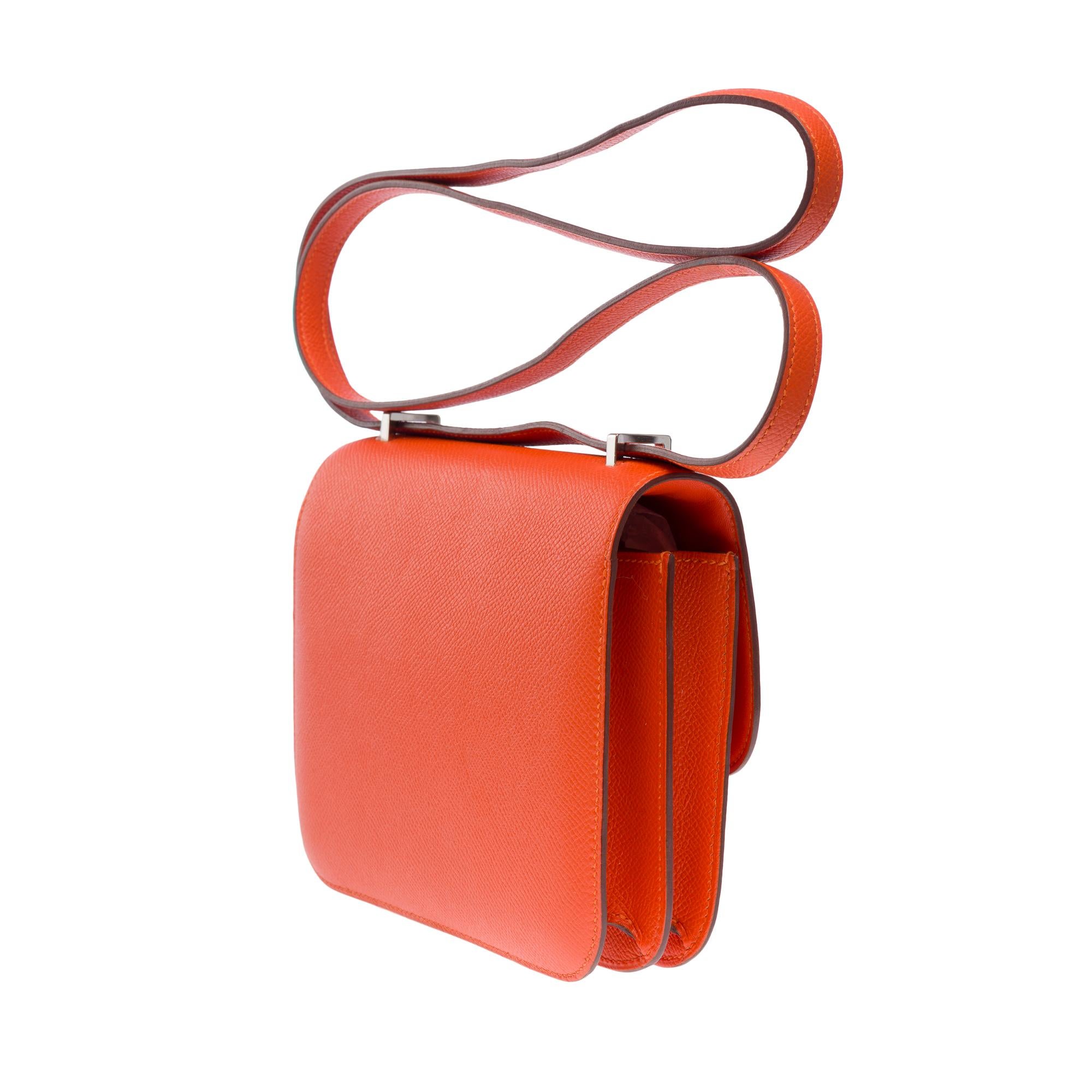 Amazing Hermes Constance Mini 18 shoulder bag in Orange Feu Epsom leather, SHW For Sale 2