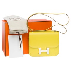 Used Amazing Hermes Constance Mini 18 shoulder bag in lime epsom leather, SHW