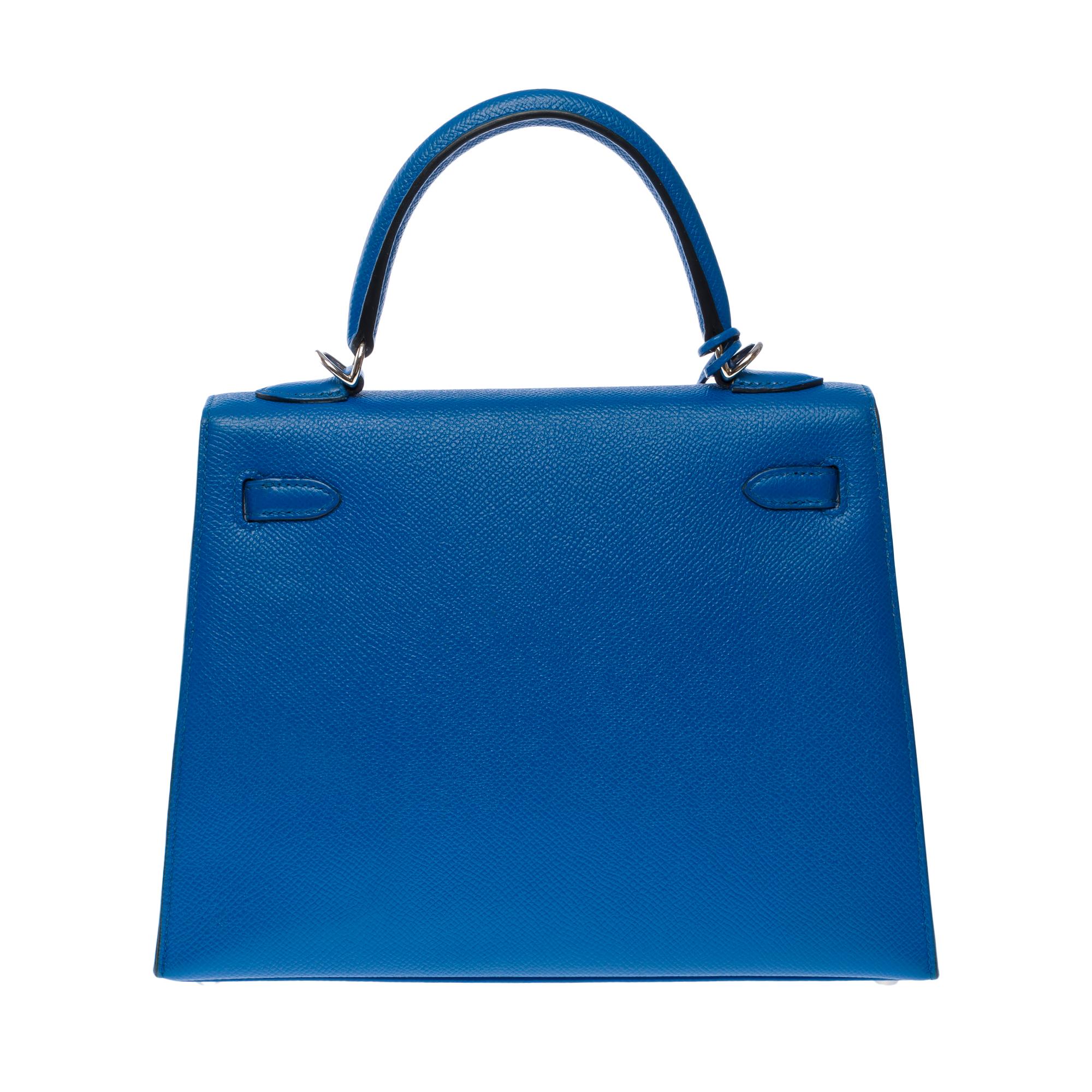 Amazing Hermès Kelly 25 handbag strap in Blue Zellige epsom leather, SHW In Excellent Condition For Sale In Paris, IDF