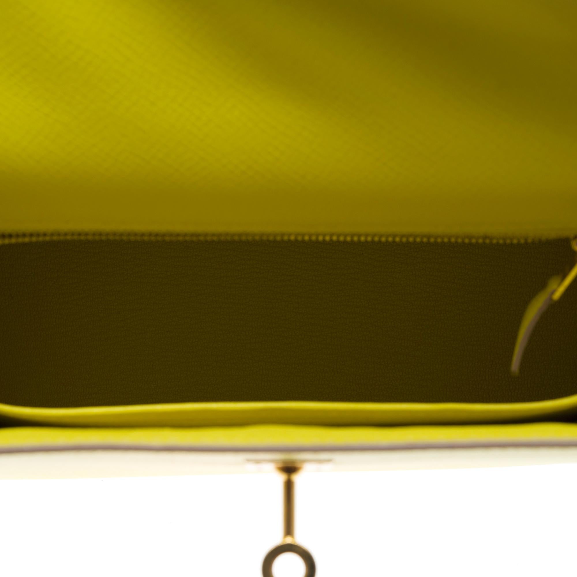 Amazing Hermès Kelly 25 handbag strap in Lime Epsom Calf leather, GHW For Sale 4