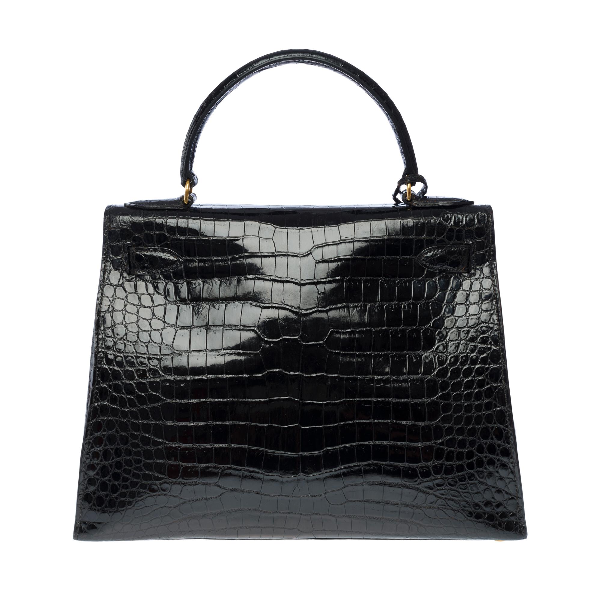 Women's Amazing Hermes Kelly 28 sellier handbag strap in black Crocodile Porosus, GHW