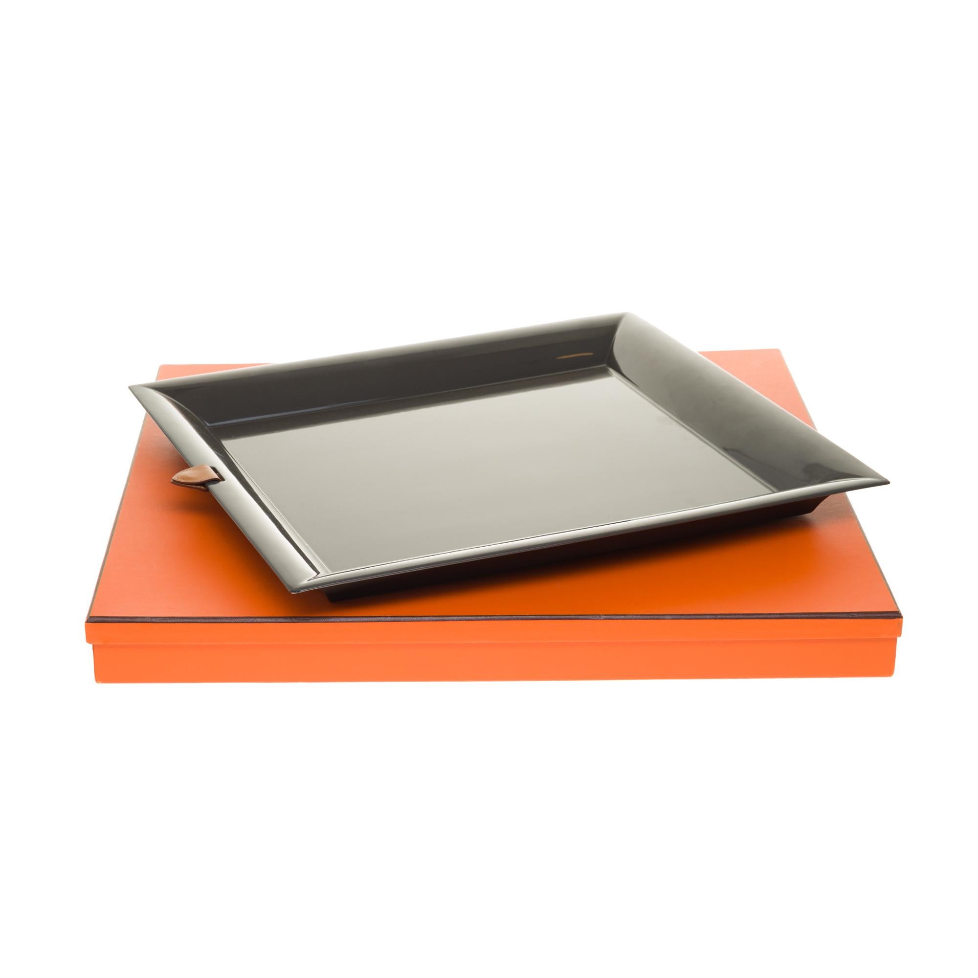 Amazing Hermès Tray in grey lacquered wood 1