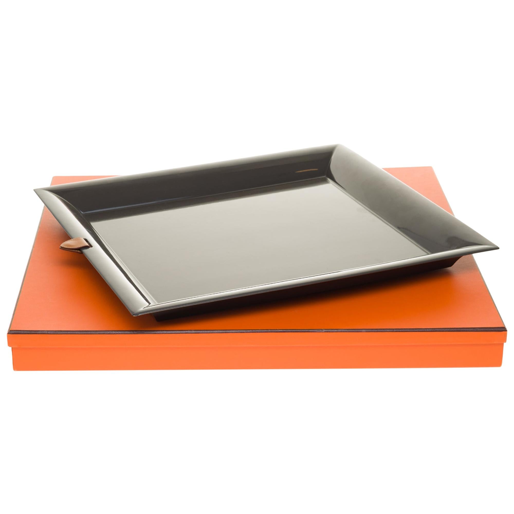 Amazing Hermès Tray in grey lacquered wood