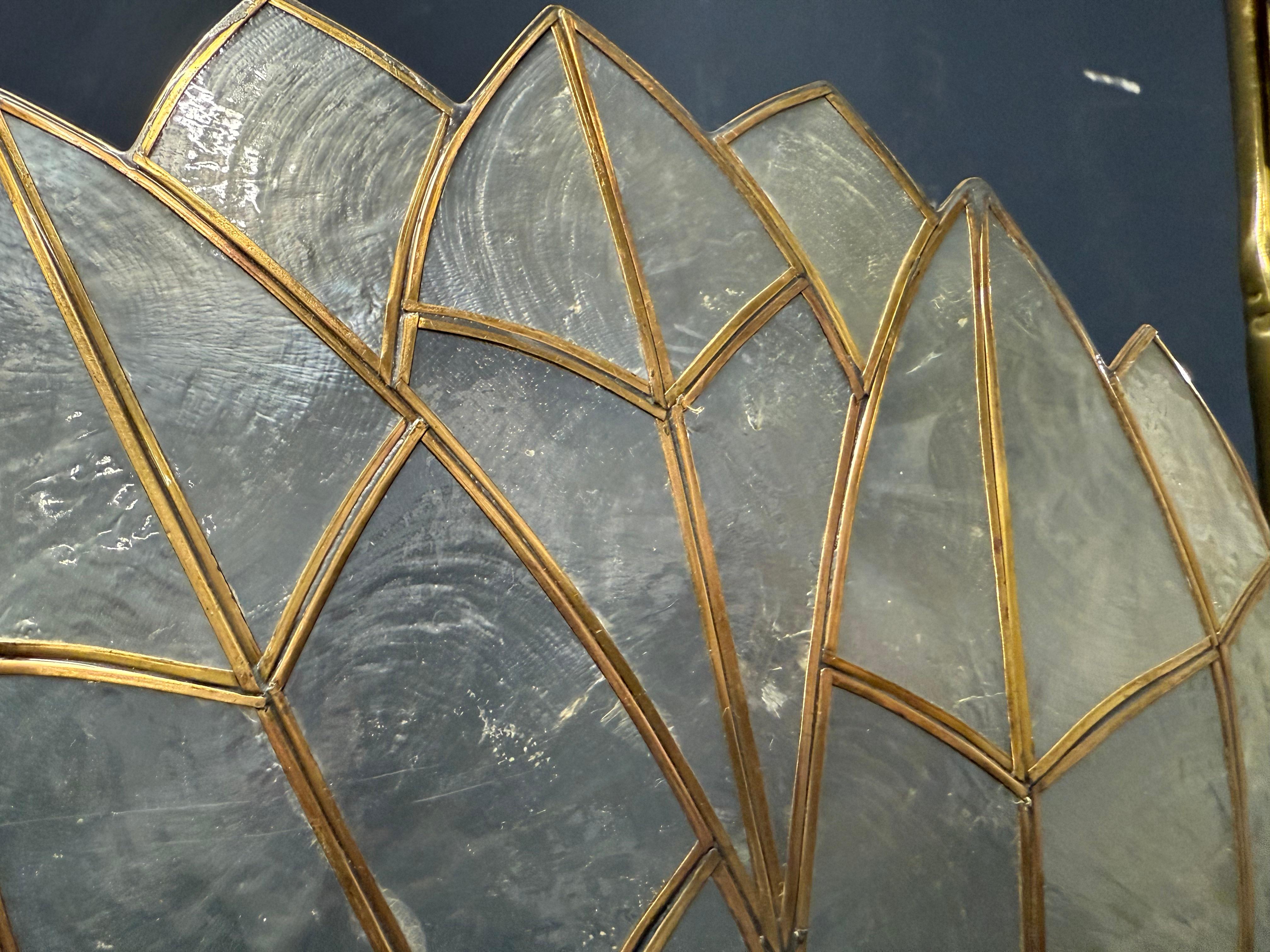 Etonnant lampadaire et cône mural de style régence hollywoodienne attribué à la Maison Baguès en vente 12