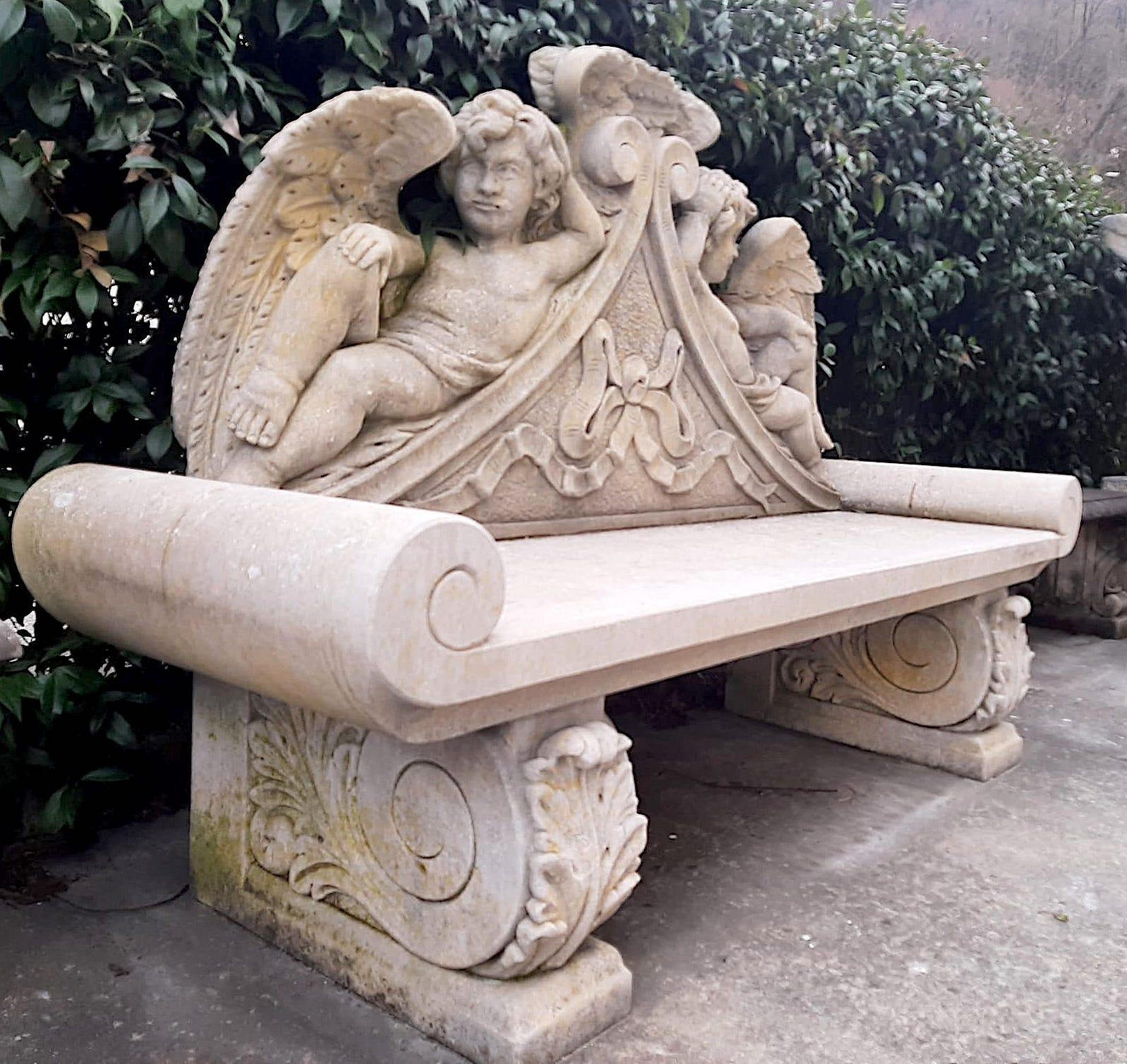 Etonnant banc italien en pierre de chaux finement sculpté Mobilier de jardin Excellent état - En vente à Rome, IT