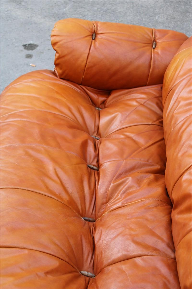 Amazing Italian Low Sofa Cognac Leather Cobianchi for Insa Made in Italy For Sale 7