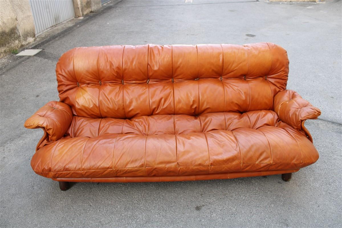 Amazing Italian Low Sofa Cognac Leather Cobianchi for Insa Made in Italy For Sale 9