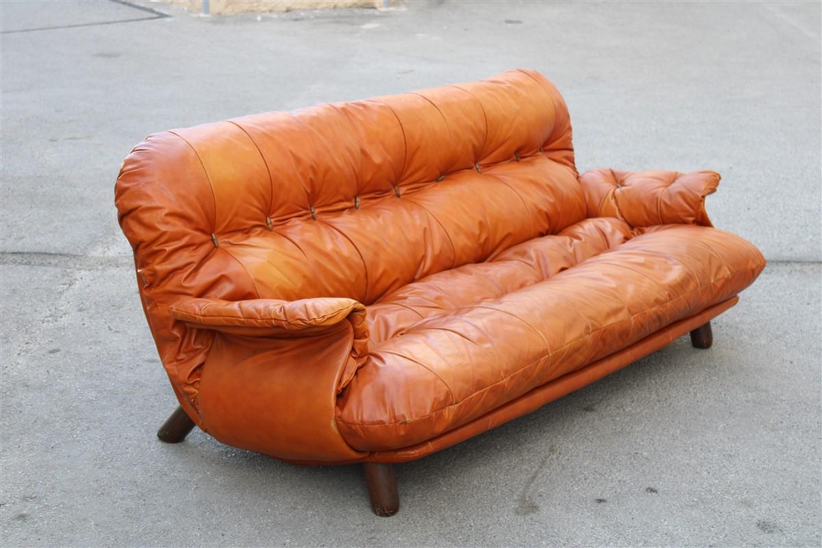Amazing Italian Low Sofa Cognac Leather Cobianchi for Insa Made in Italy For Sale 11